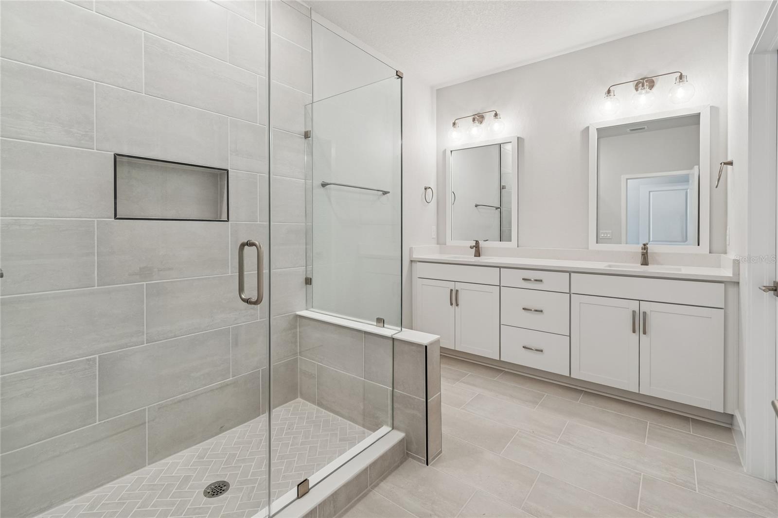 Image 21 of 49 For 6605 Nebraska Avenue 17