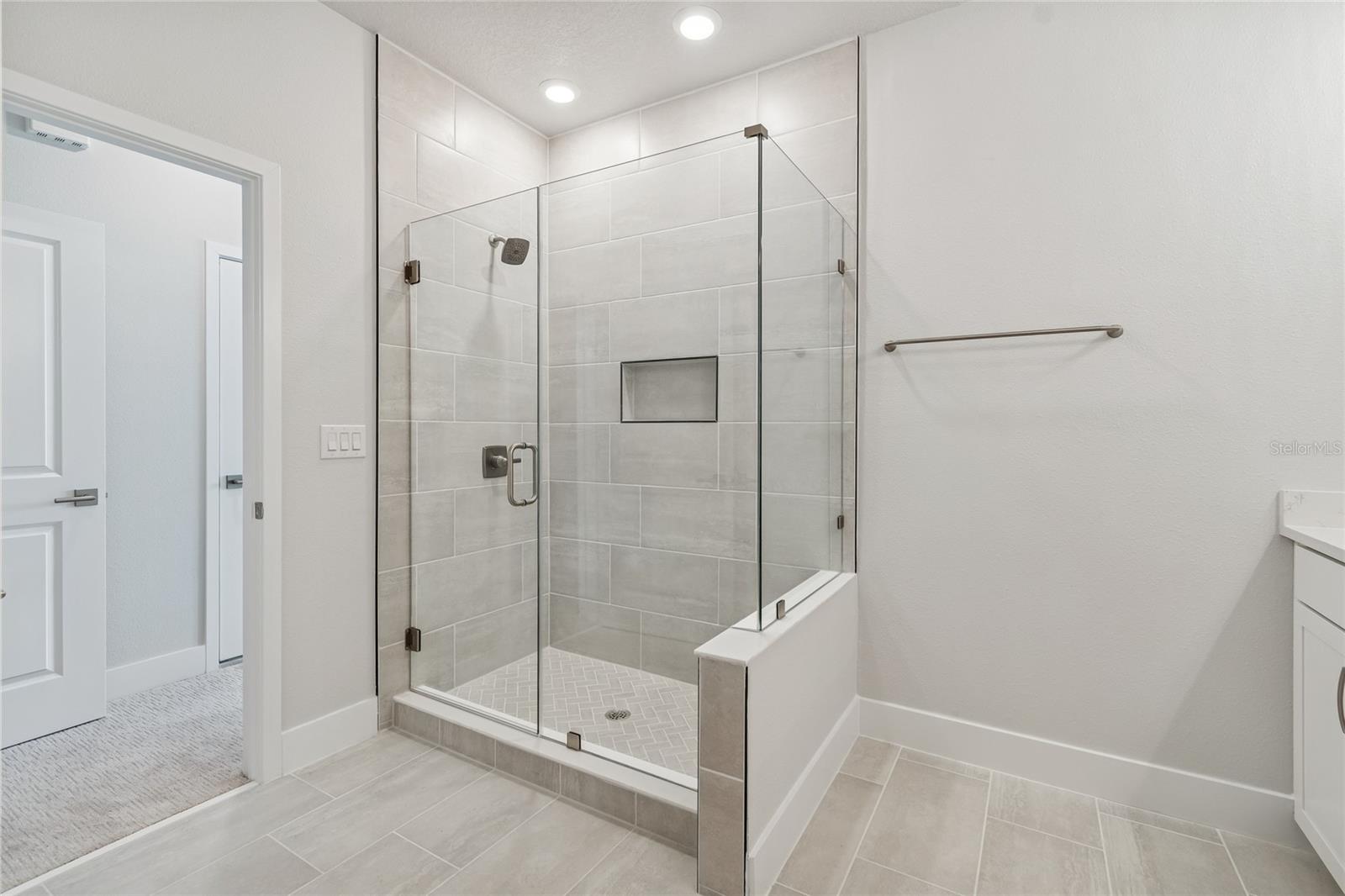 Image 24 of 49 For 6605 Nebraska Avenue 17