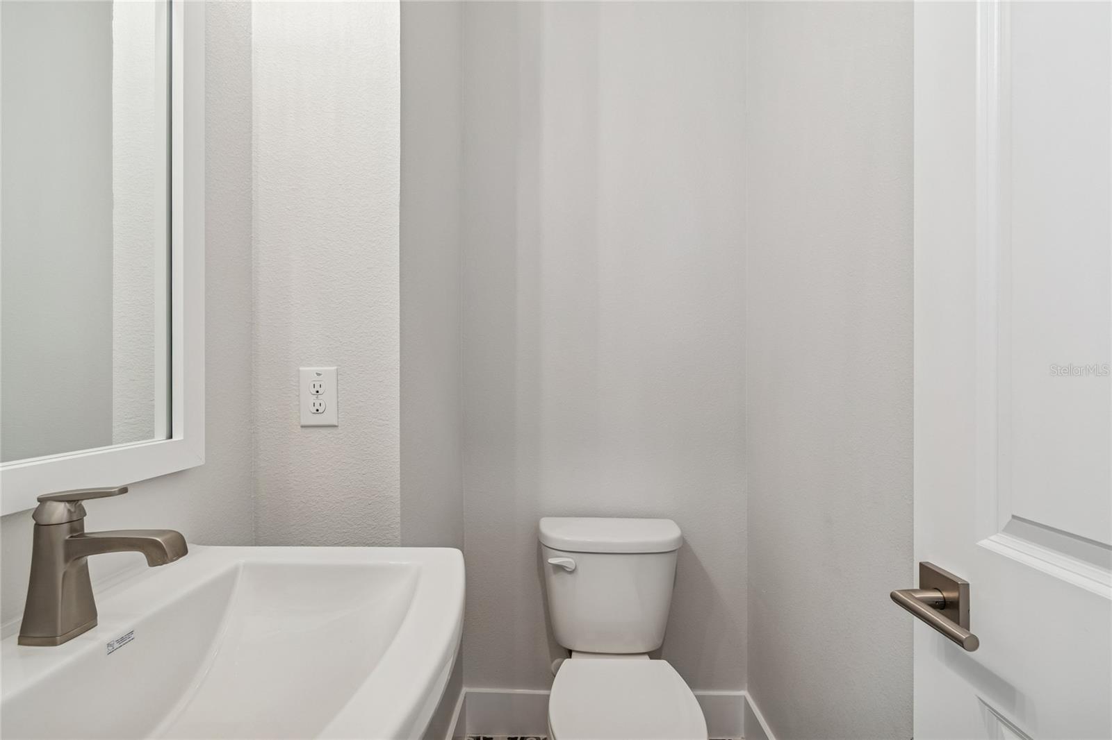 Image 37 of 49 For 6605 Nebraska Avenue 17