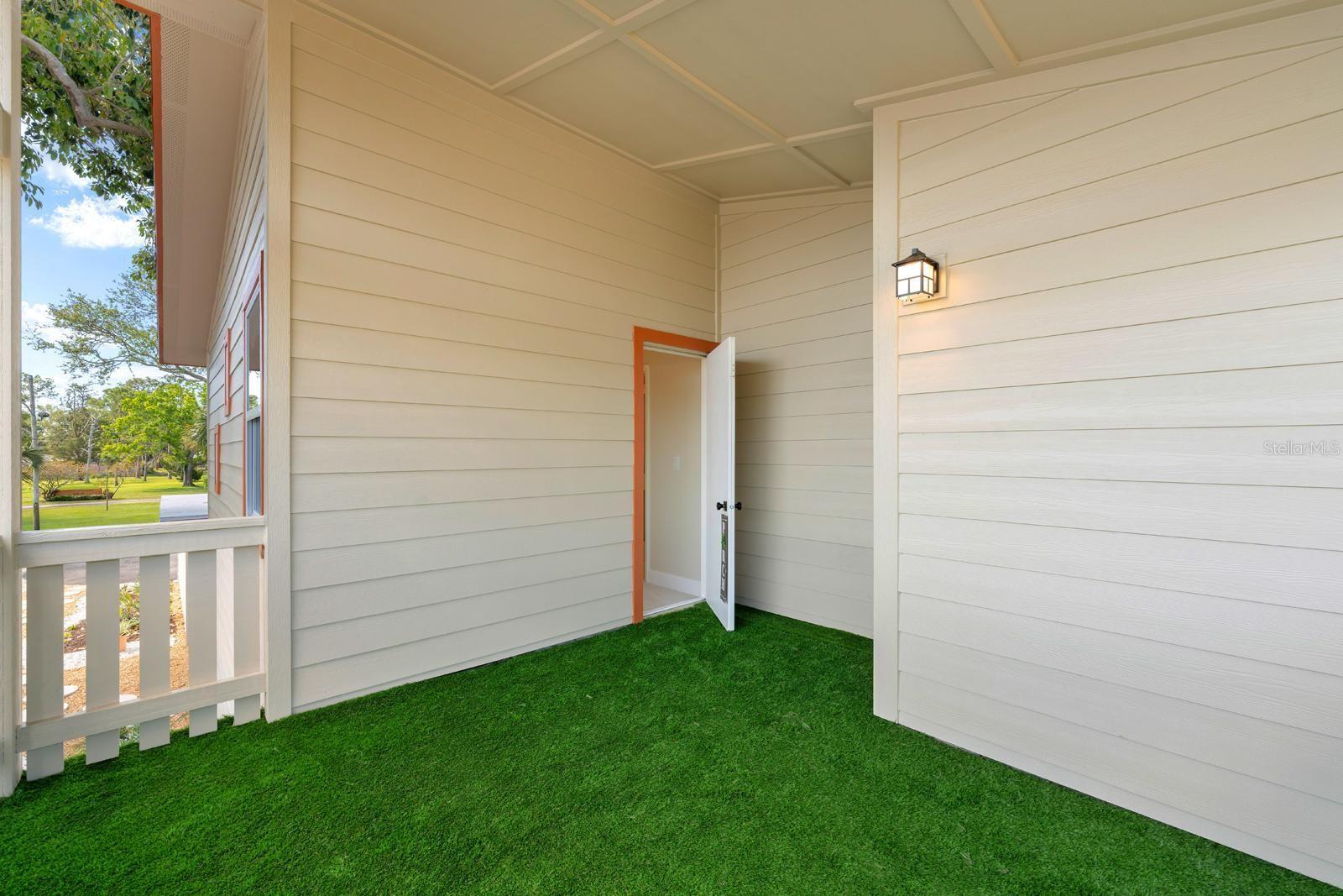 Image 10 of 38 For 419 64th Avenue S