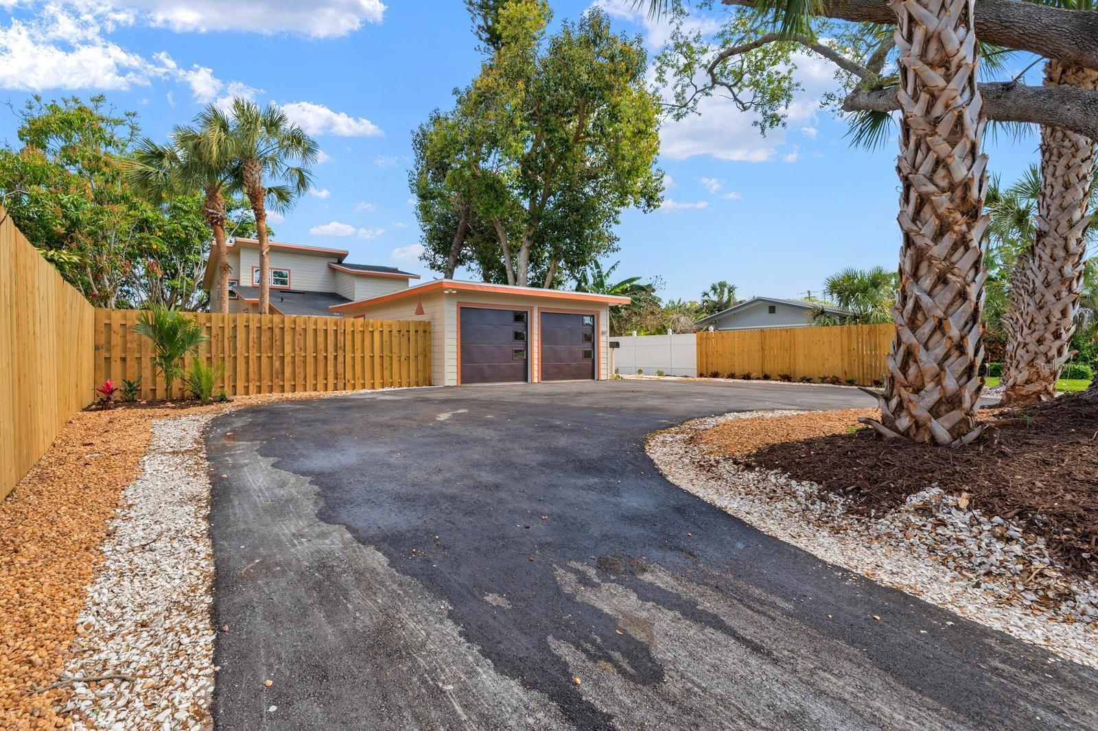 Image 2 of 38 For 419 64th Avenue S