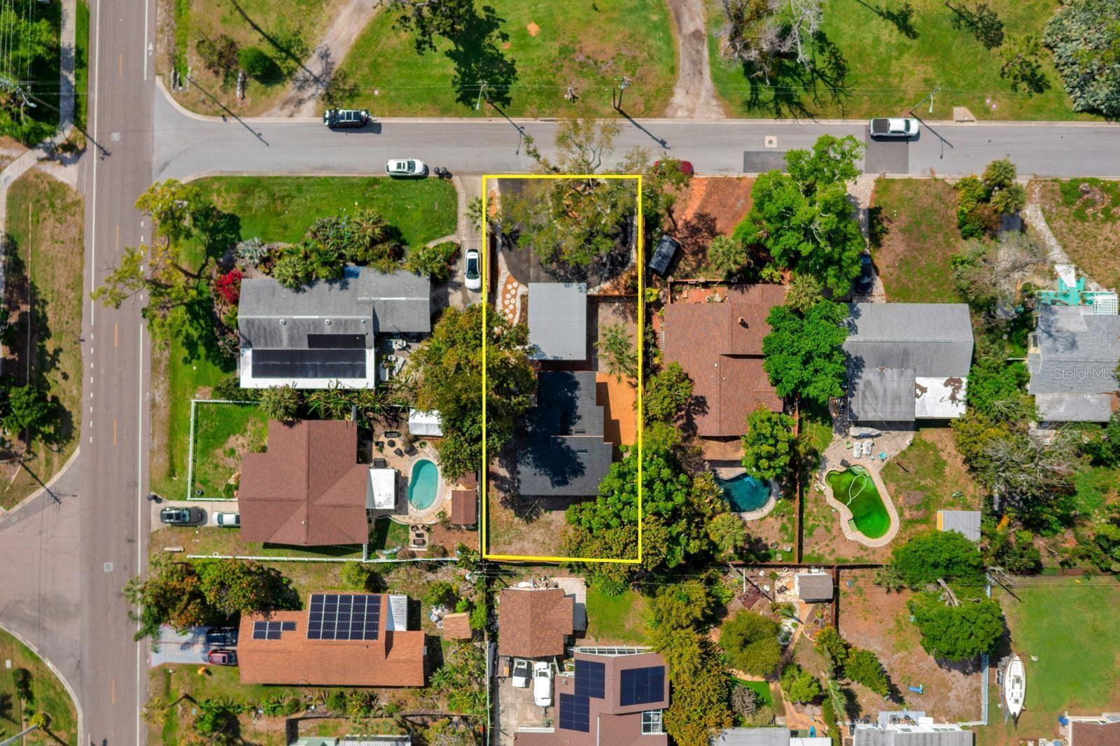 Image 27 of 38 For 419 64th Avenue S