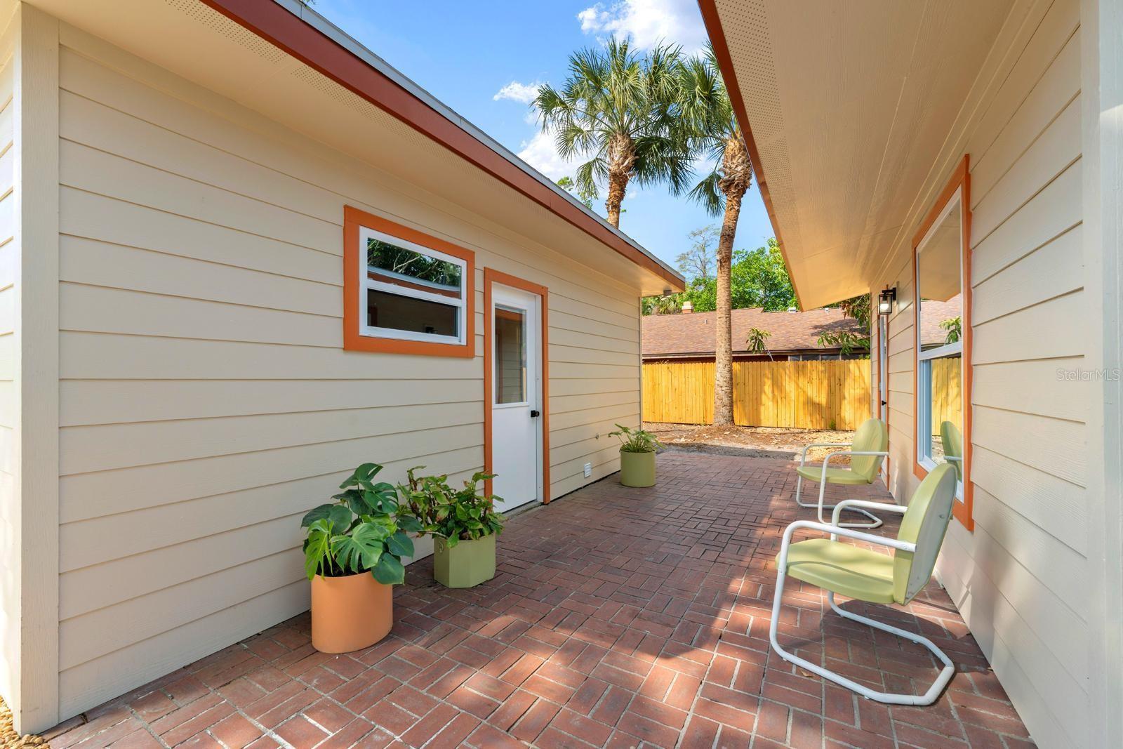 Image 7 of 38 For 419 64th Avenue S