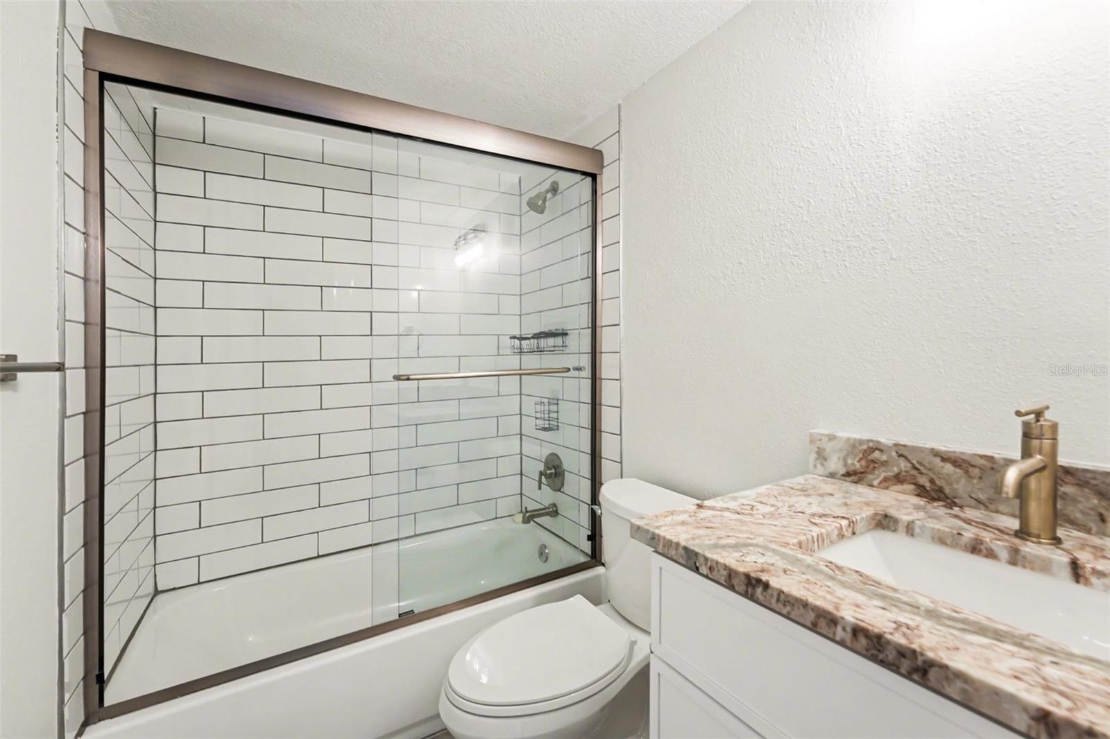 Image 25 of 30 For 1640 Cape Hope Avenue Ne 4