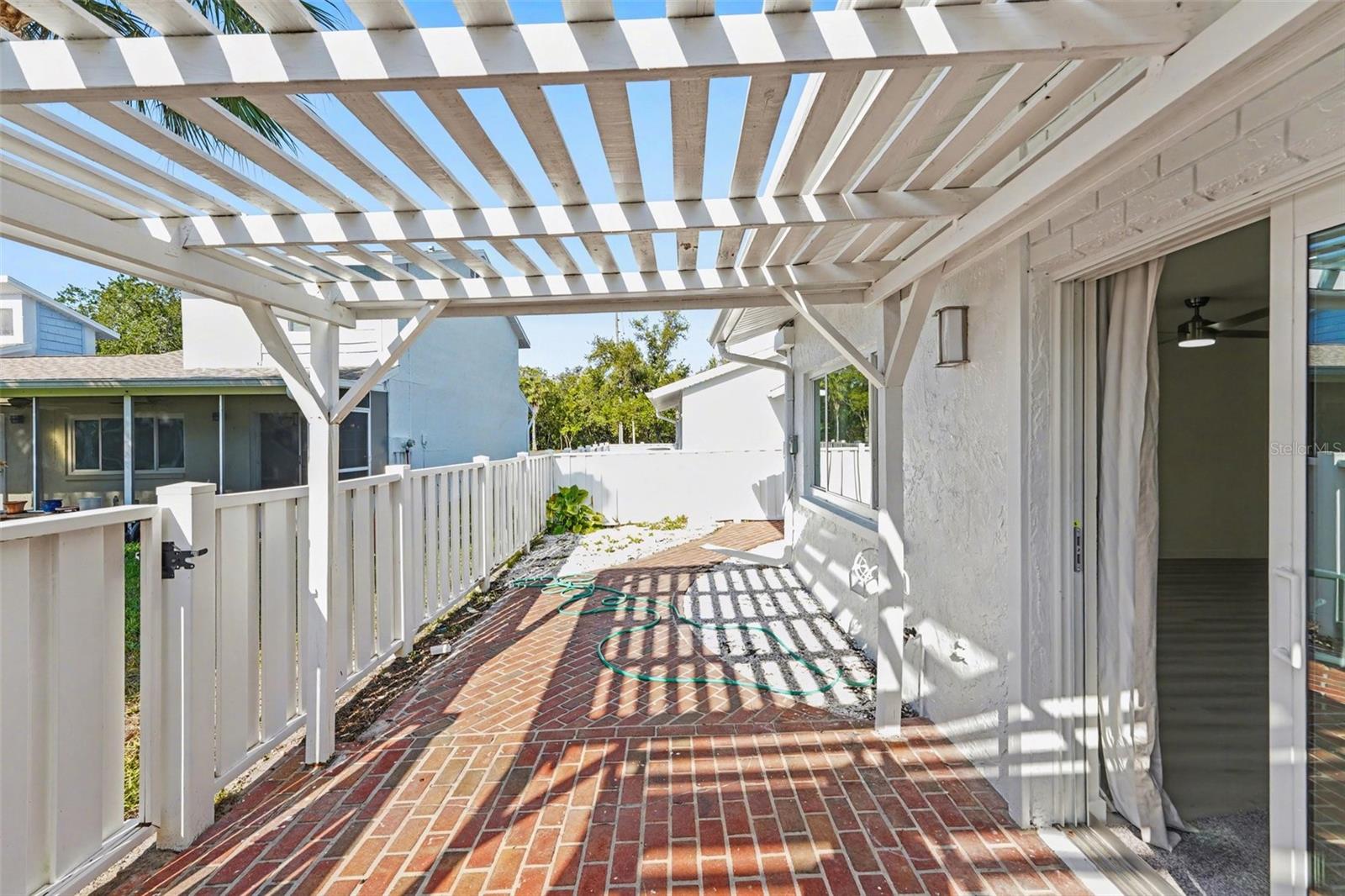 Image 28 of 30 For 1640 Cape Hope Avenue Ne 4