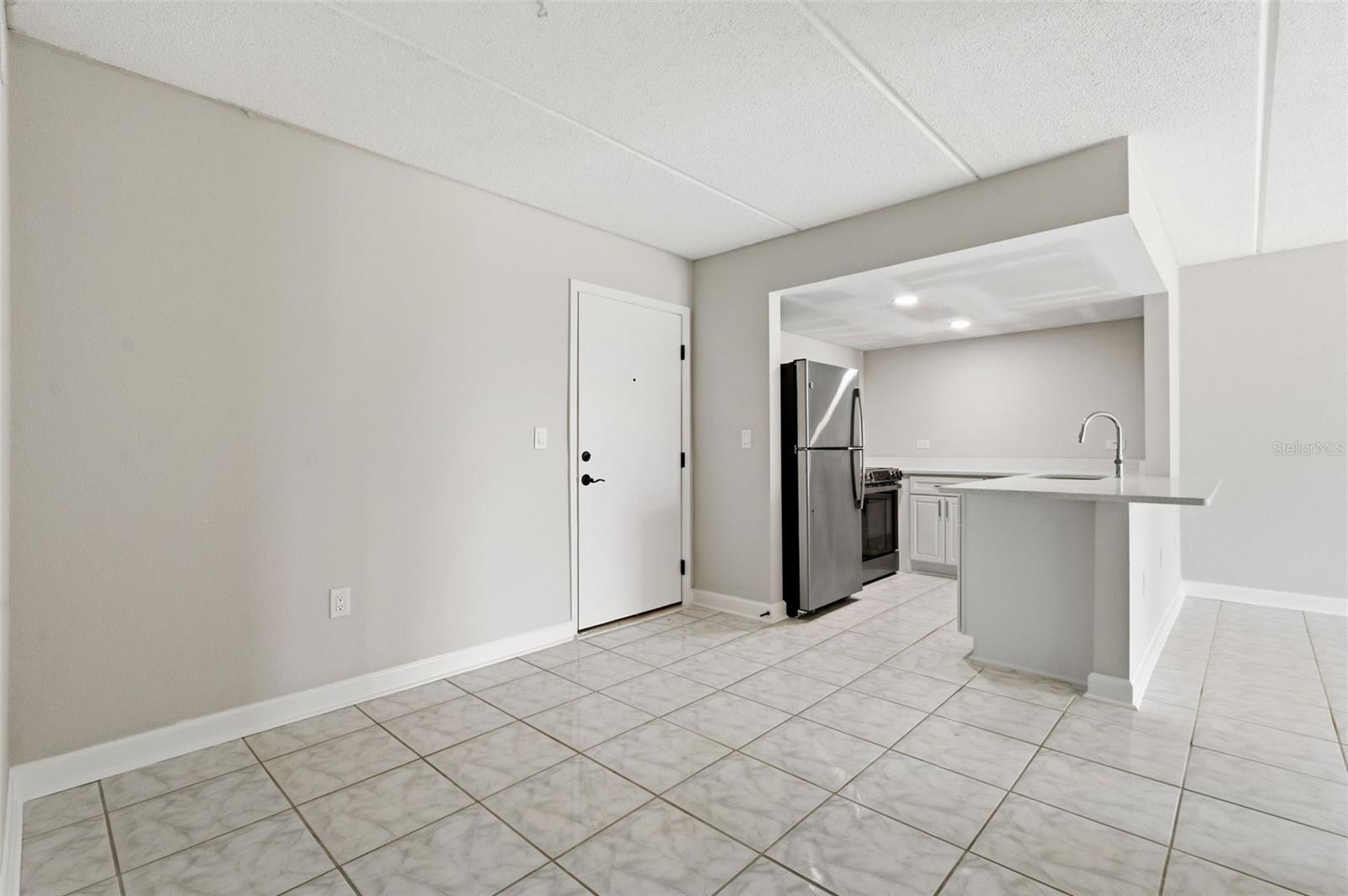 Image 7 of 30 For 8901 Blind Pass Road 124