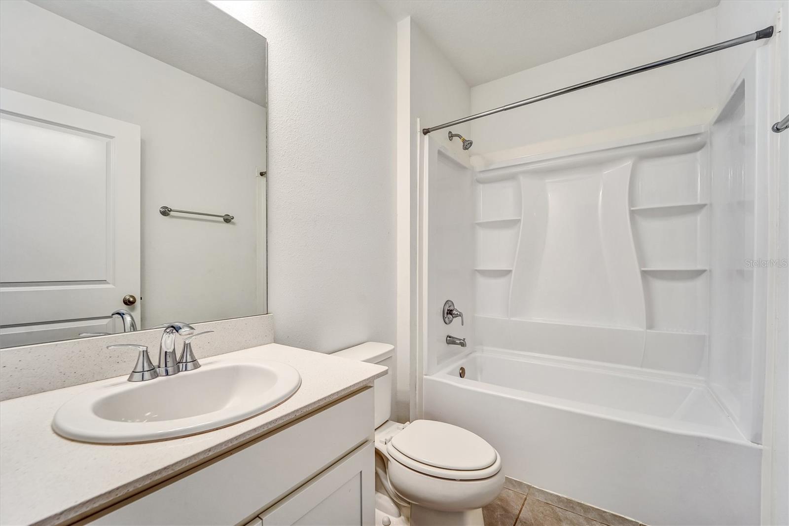 Listing photo id 13 for 6963 Shelby Lynn Way