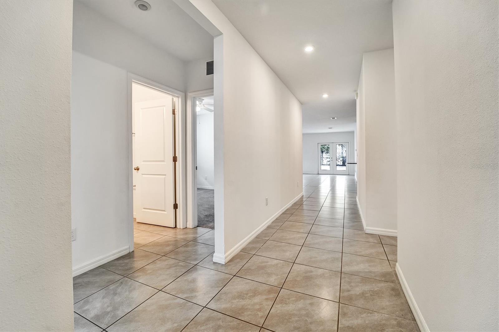 Listing photo id 0 for 6963 Shelby Lynn Way