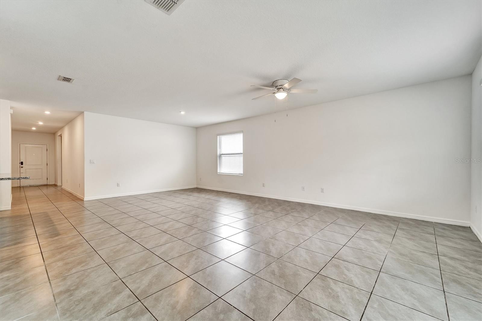 Listing photo id 5 for 6963 Shelby Lynn Way