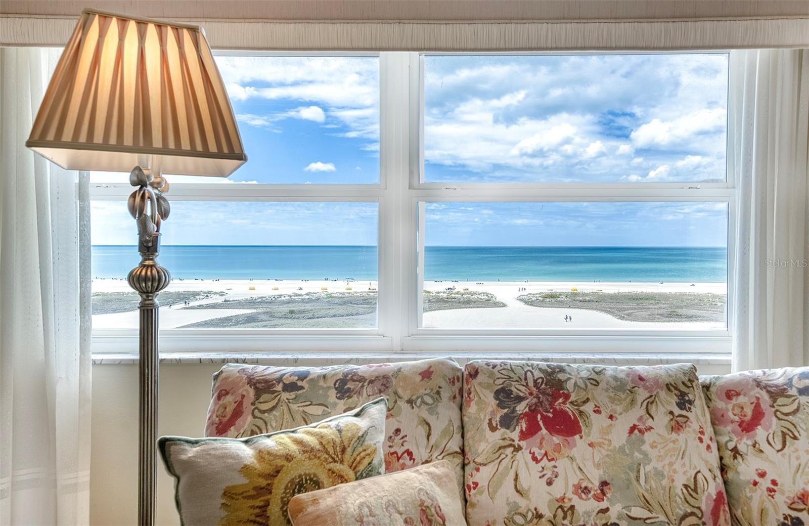 Image 10 of 44 For 11000 Gulf Boulevard 804 + 805