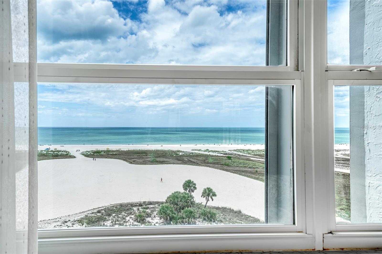 Image 11 of 44 For 11000 Gulf Boulevard 804 + 805