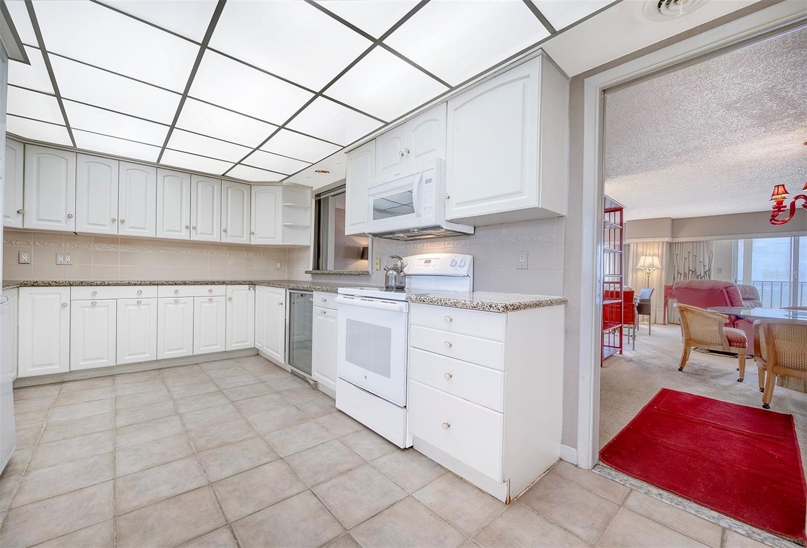 Image 23 of 44 For 11000 Gulf Boulevard 804 + 805