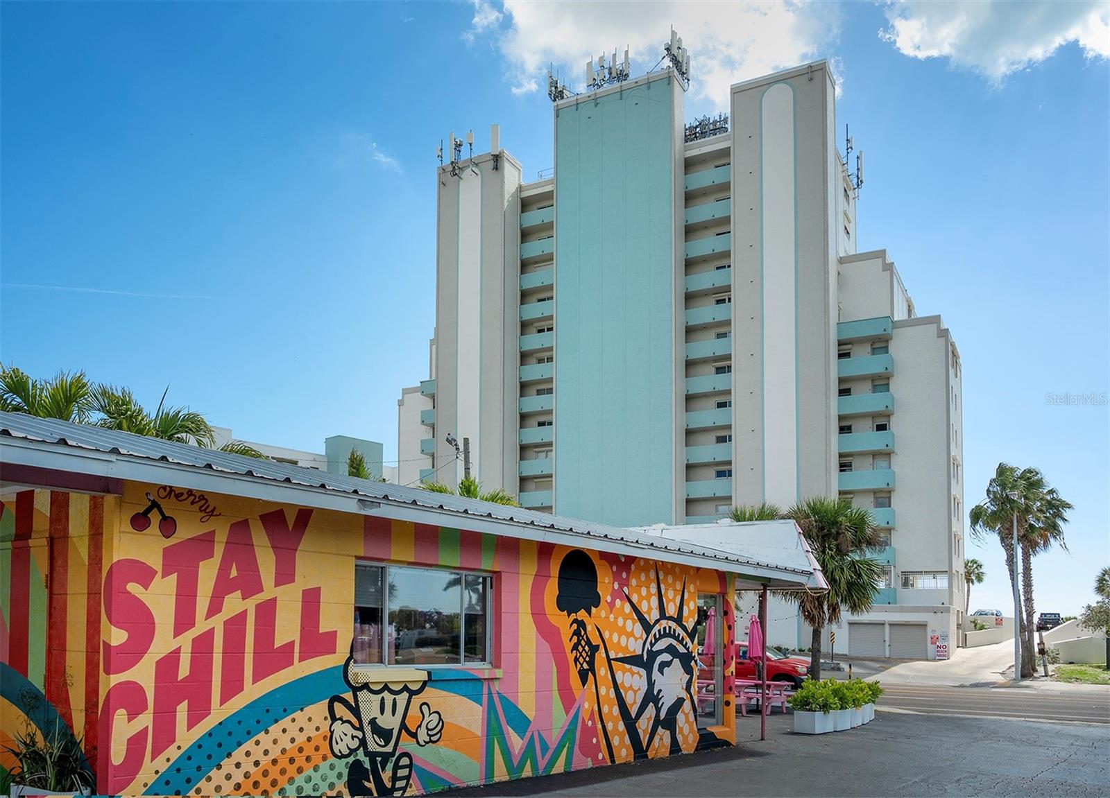 Image 36 of 44 For 11000 Gulf Boulevard 804 + 805