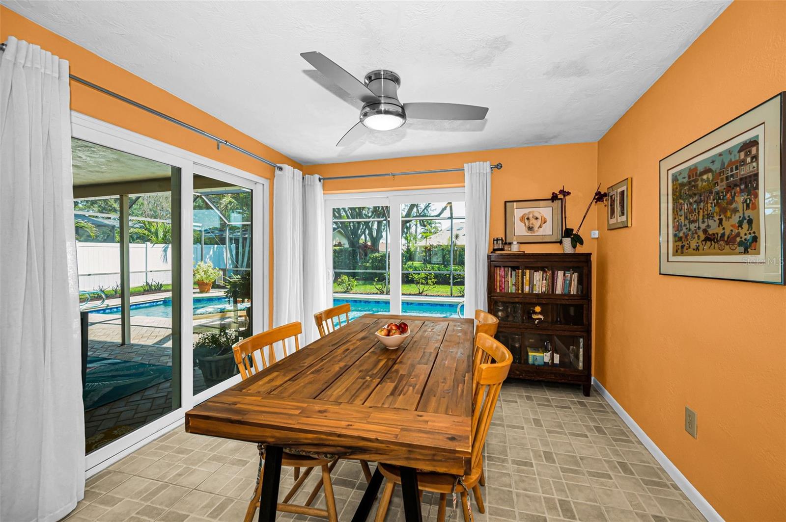 Image 18 of 68 For 2457 Stag Run Boulevard