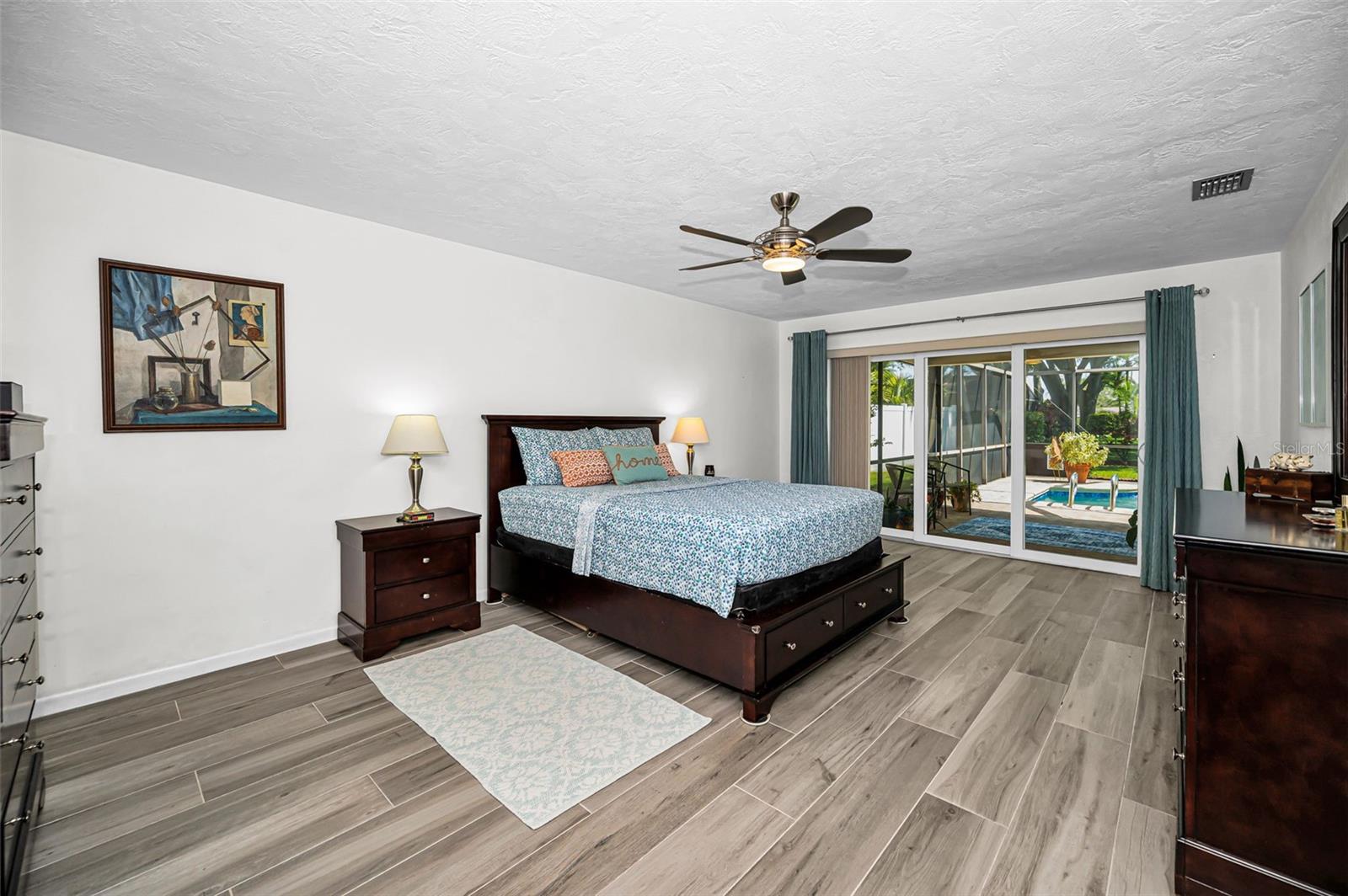 Image 26 of 68 For 2457 Stag Run Boulevard