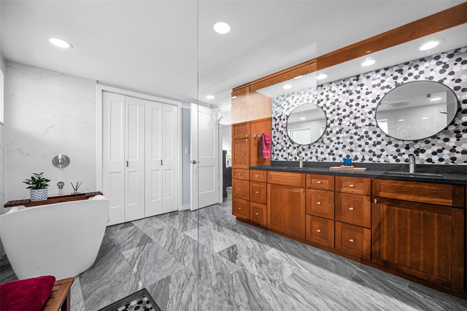 Image 31 of 68 For 2457 Stag Run Boulevard