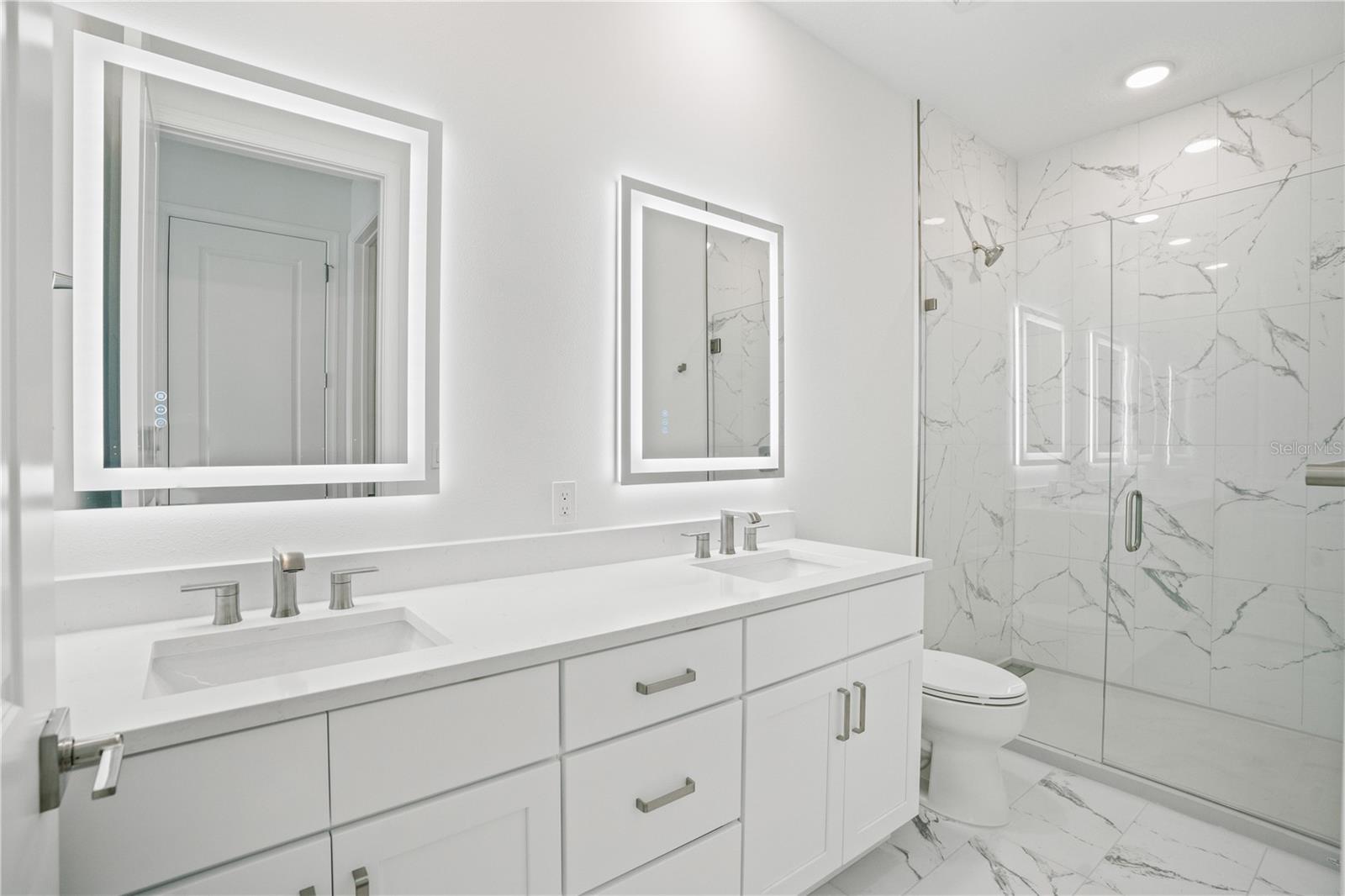 Image 13 of 32 For 600 3rd Avenue S 307