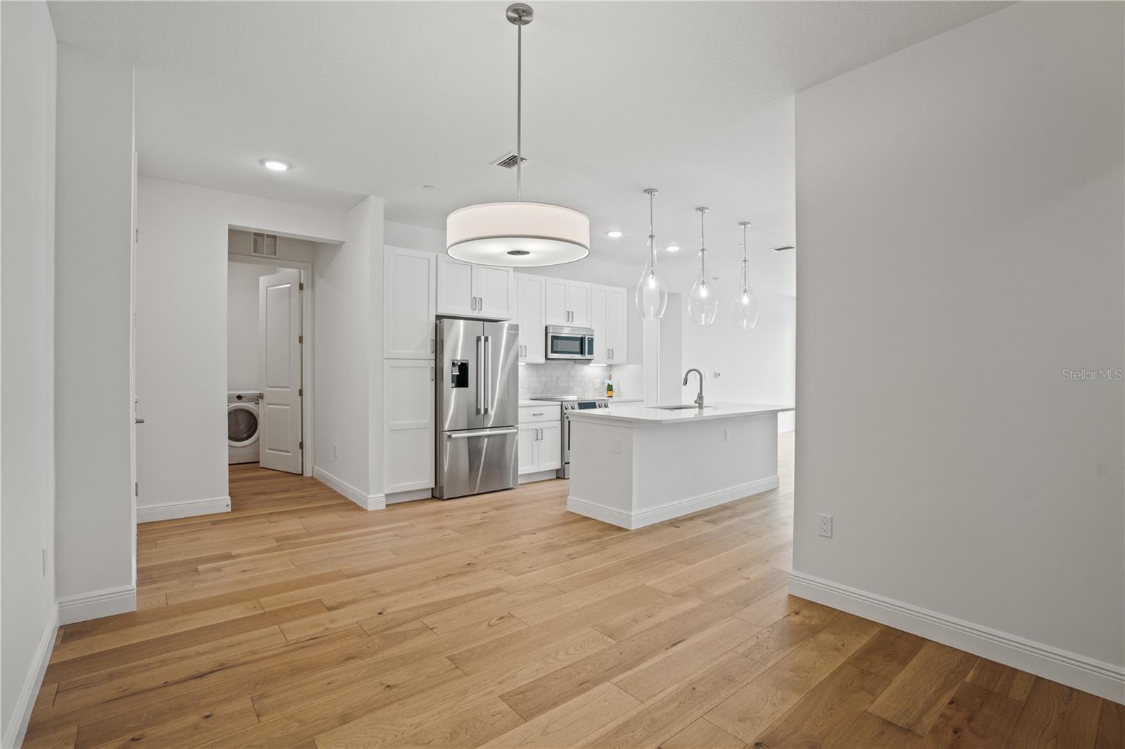 Image 15 of 32 For 600 3rd Avenue S 307