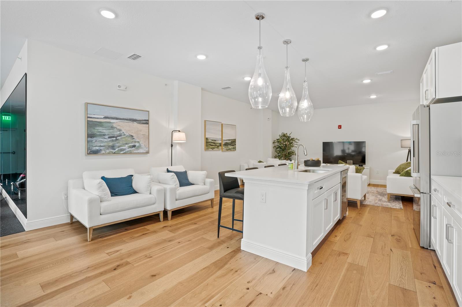 Image 27 of 32 For 600 3rd Avenue S 307