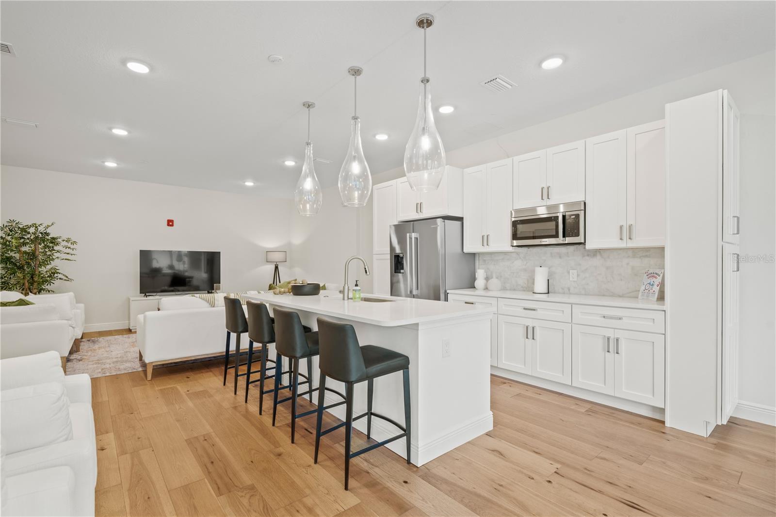 Image 28 of 32 For 600 3rd Avenue S 307