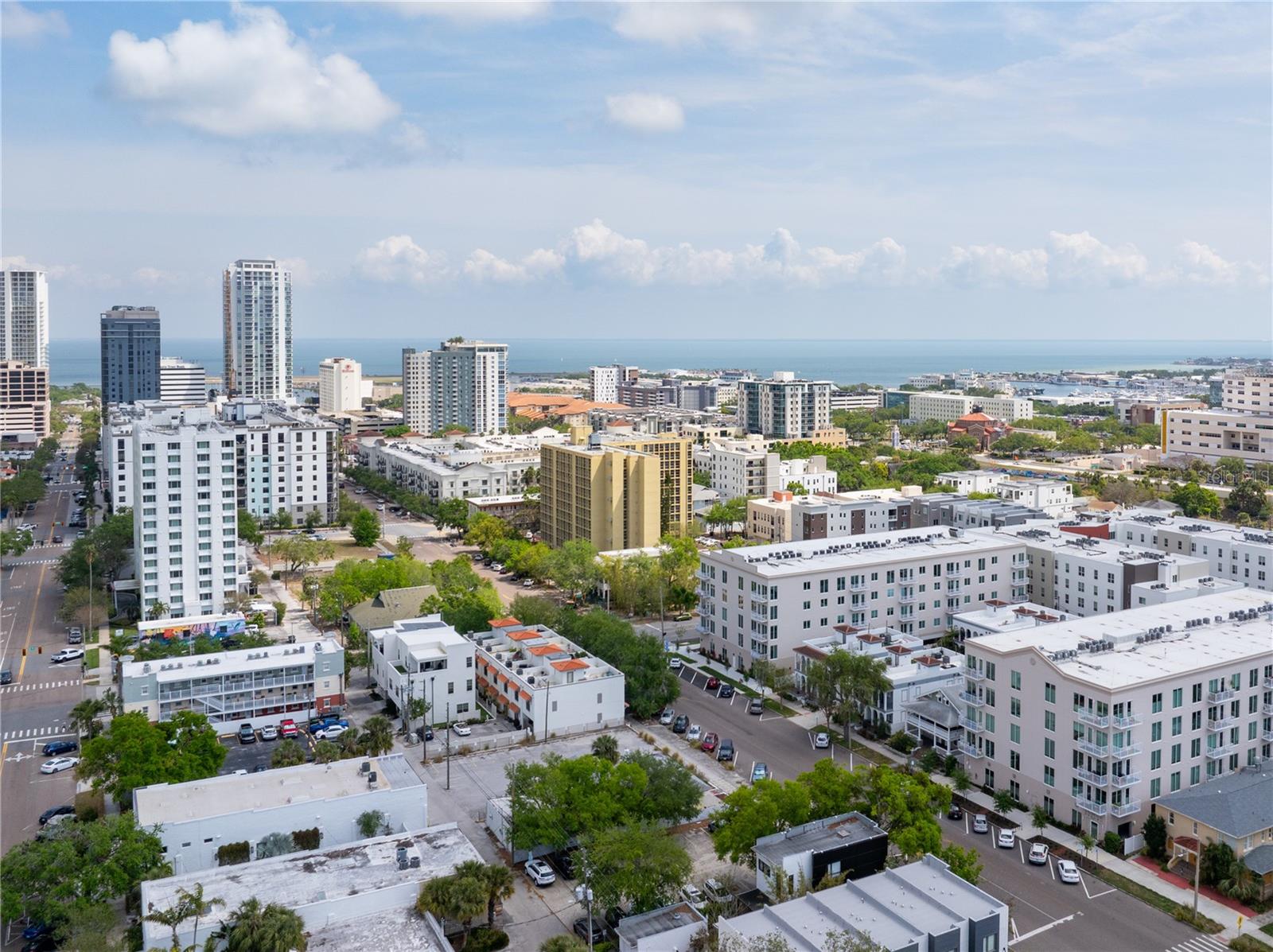 Image 3 of 32 For 600 3rd Avenue S 307