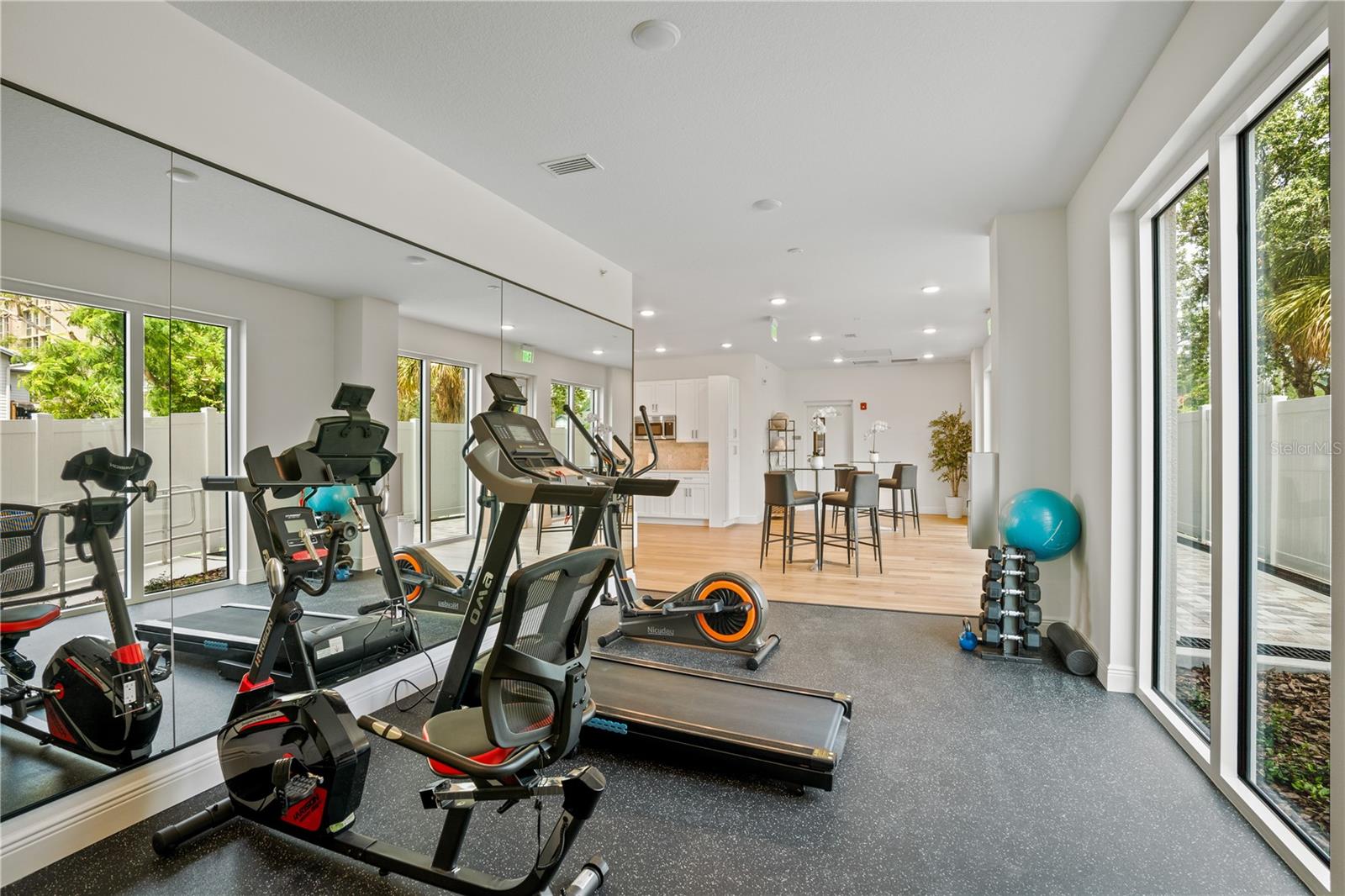 Image 32 of 32 For 600 3rd Avenue S 307