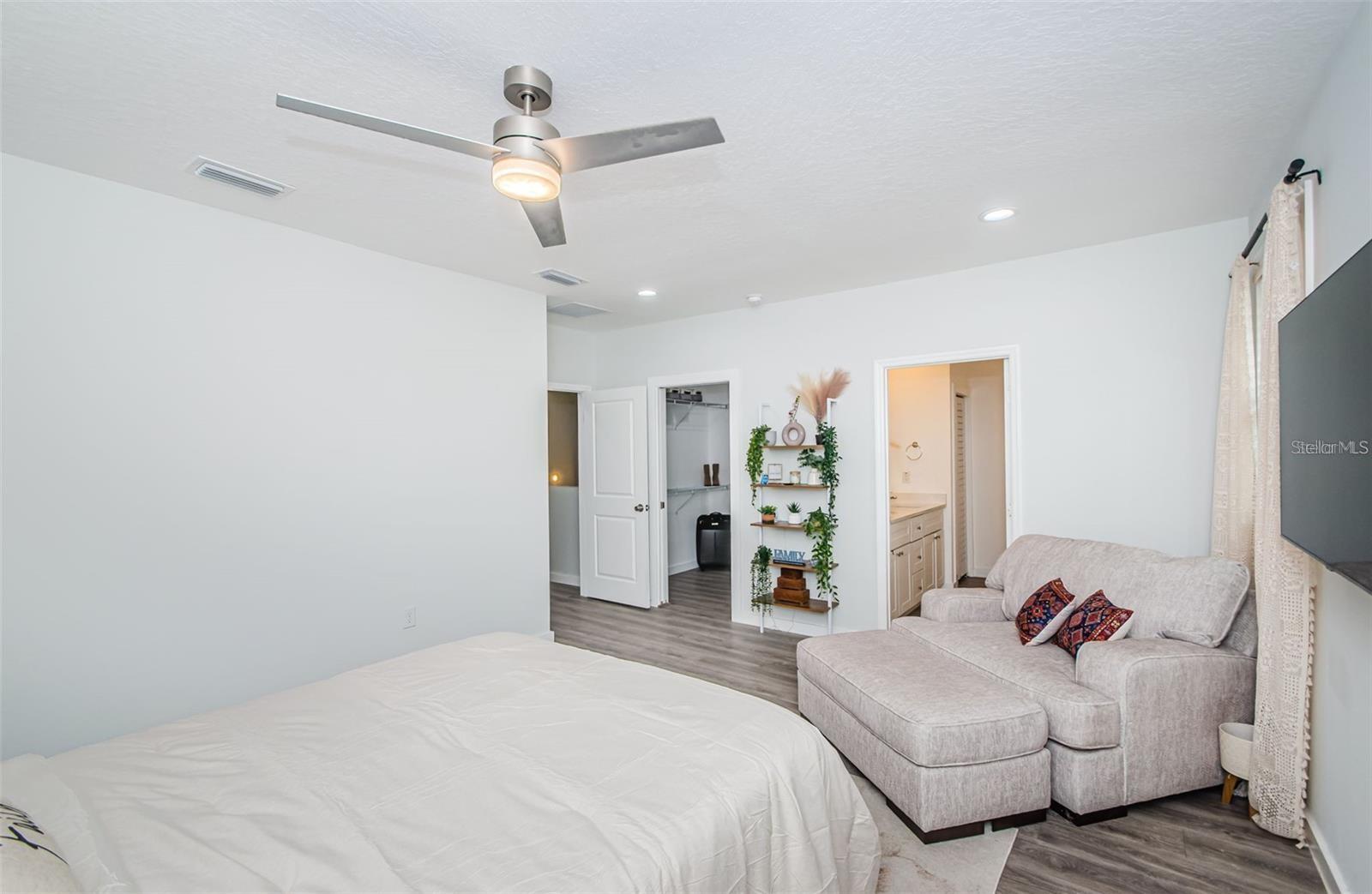 Image 17 of 31 For 1954 Freedom Drive