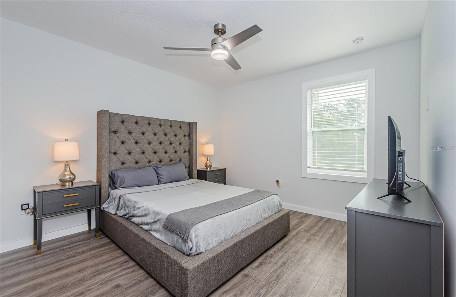 Image 23 of 31 For 1954 Freedom Drive