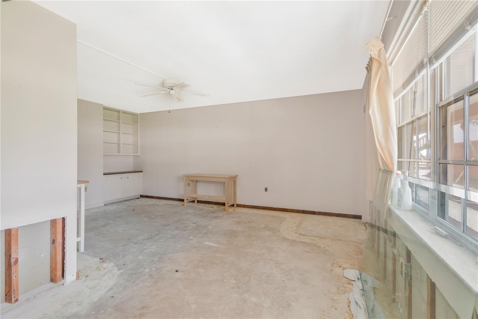 Image 10 of 20 For 650 Pinellas Point Drive S 122