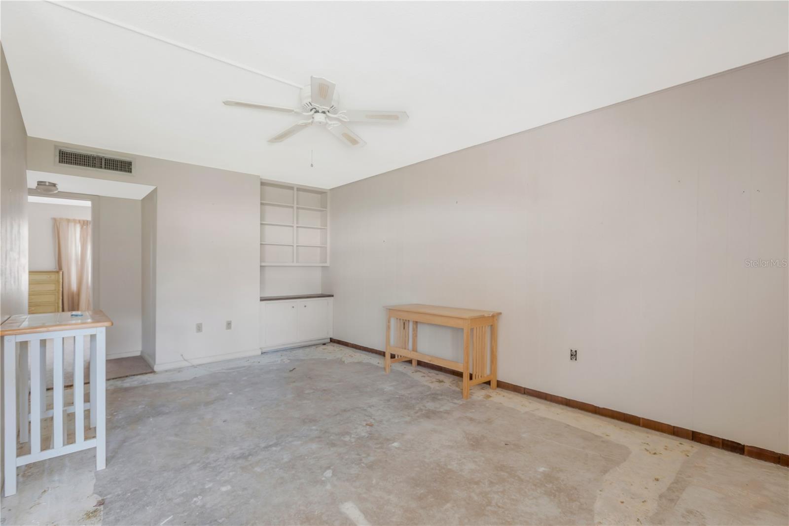 Image 11 of 20 For 650 Pinellas Point Drive S 122