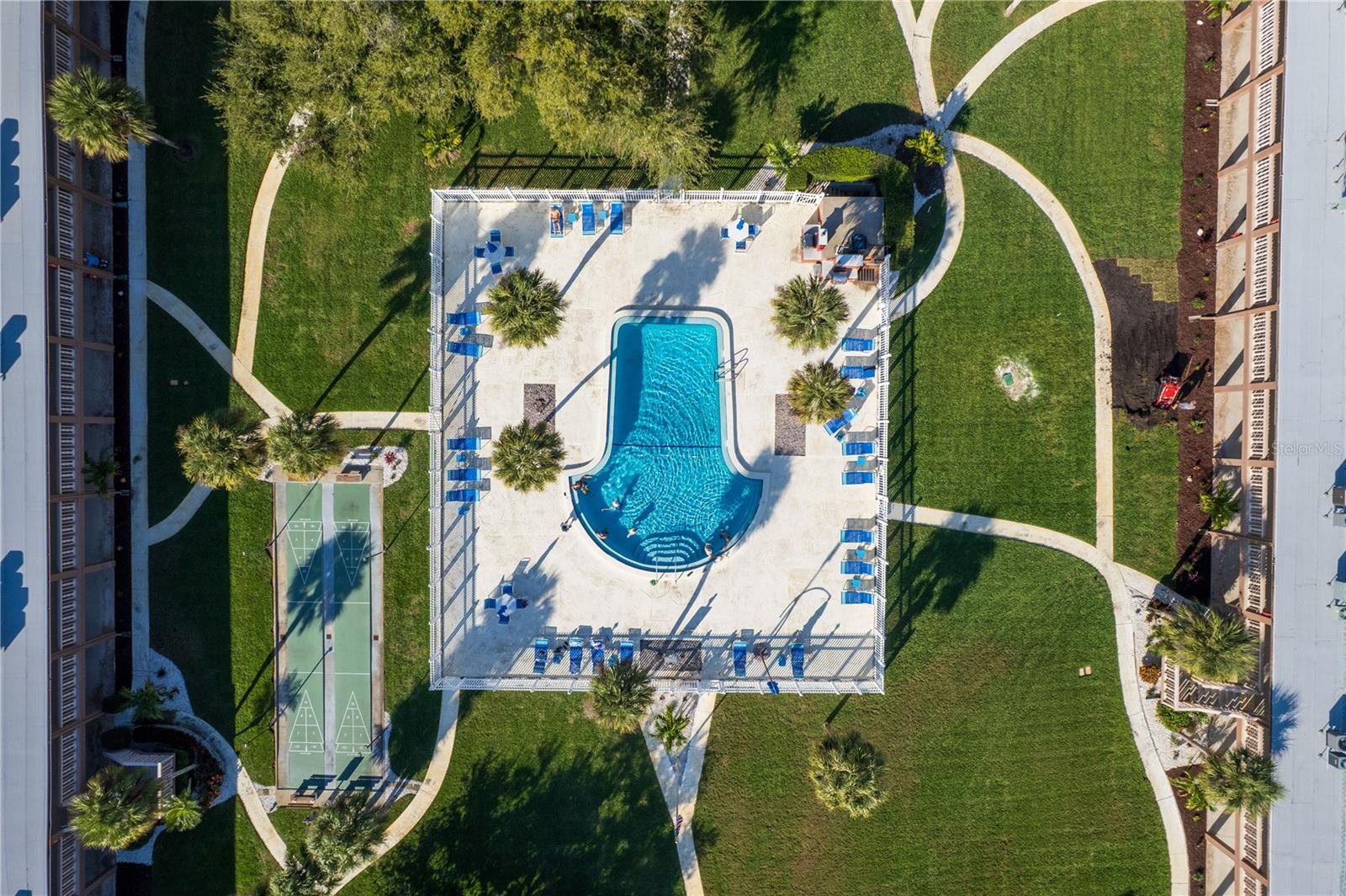 Image 5 of 20 For 650 Pinellas Point Drive S 122