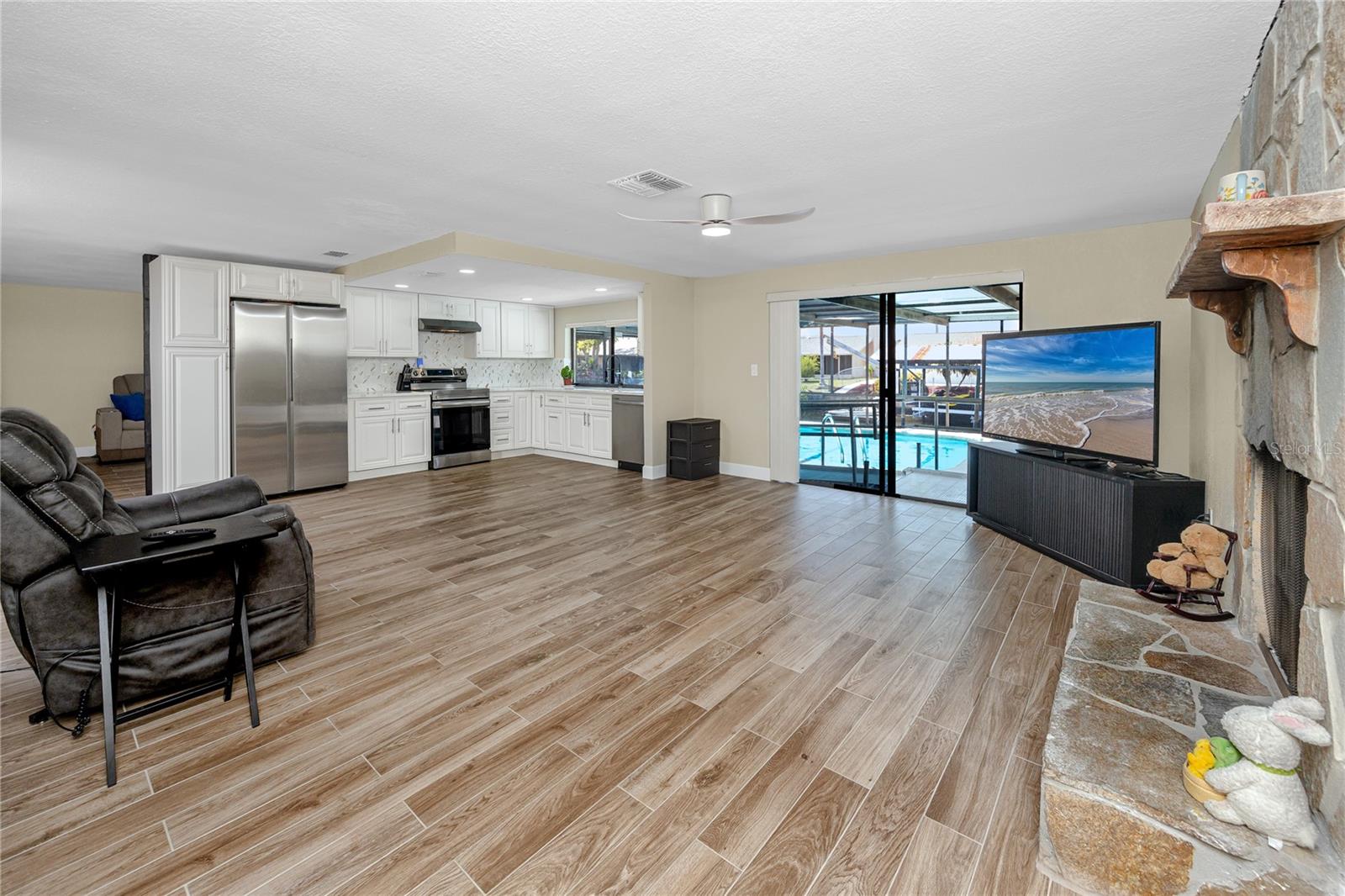 Image 10 of 53 For 9903 San Mateo Way