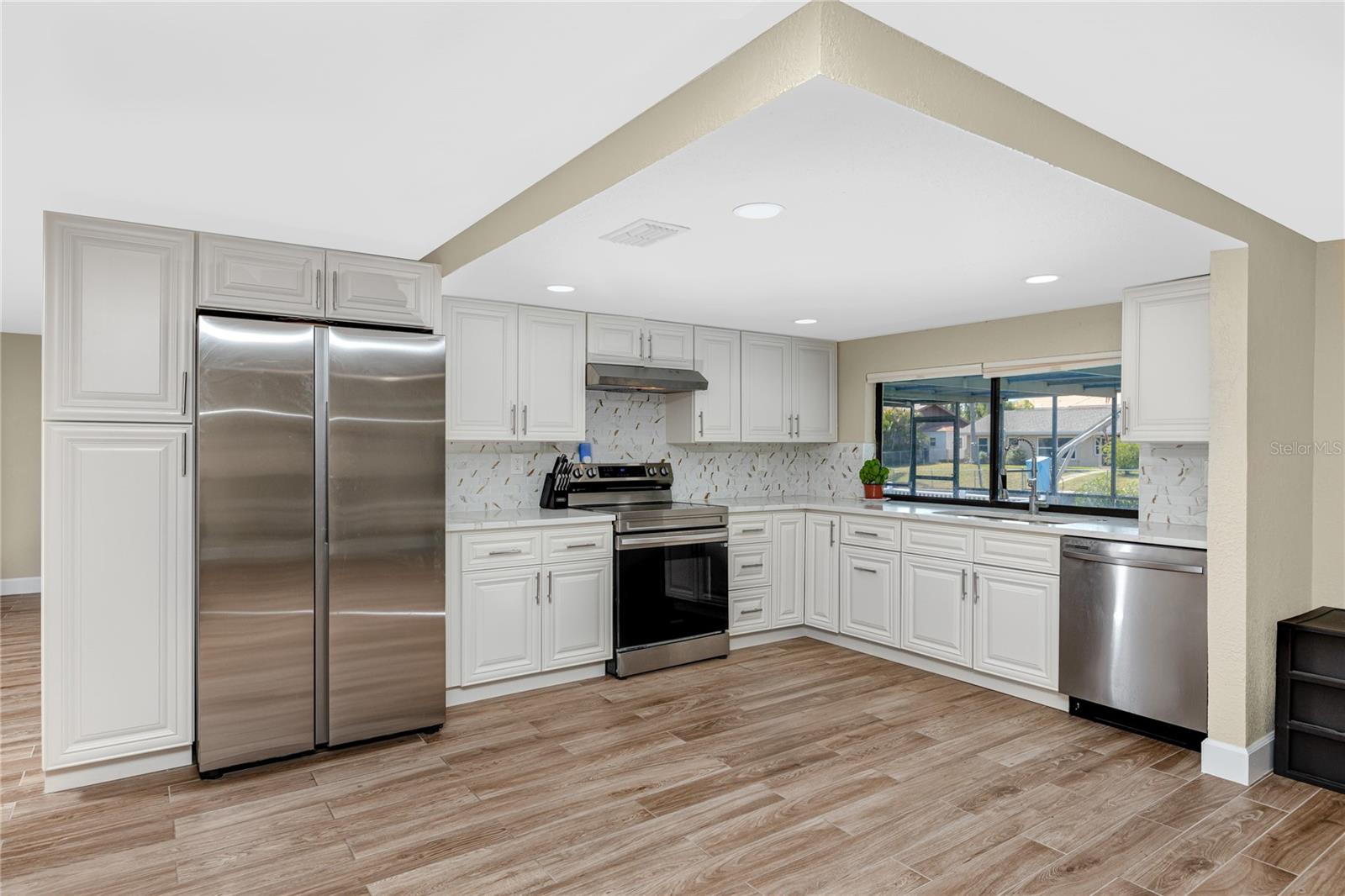 Image 12 of 53 For 9903 San Mateo Way