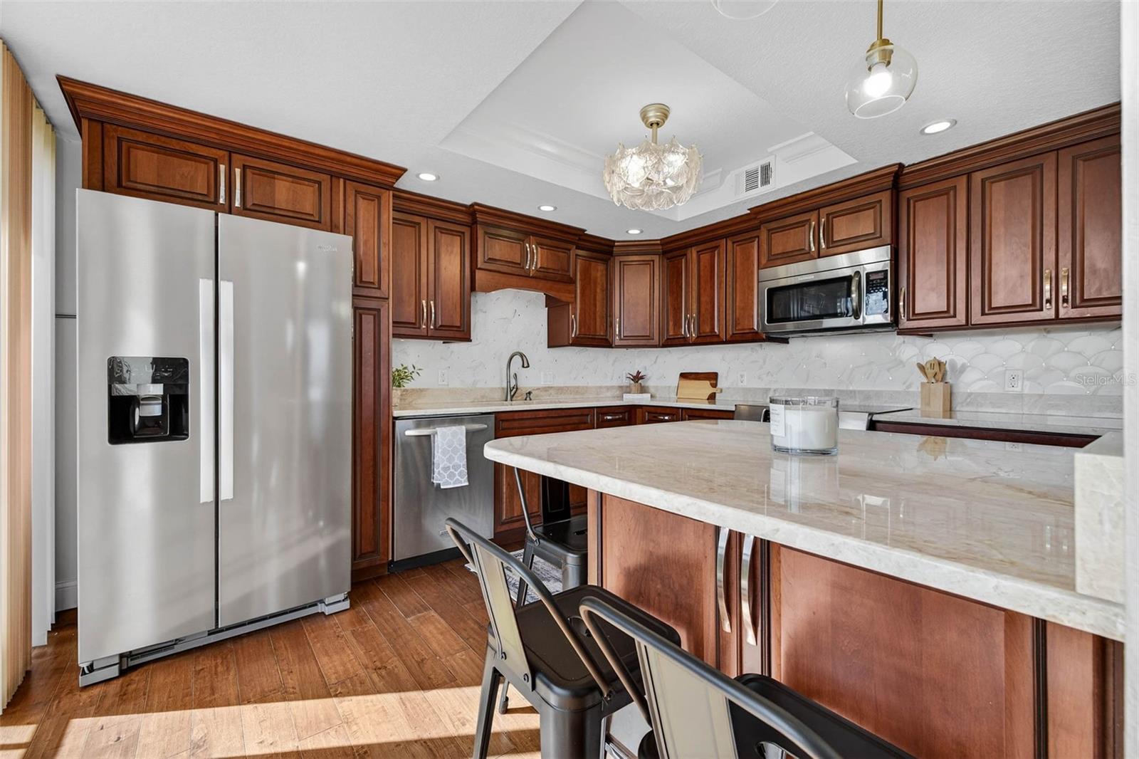 Image 8 of 30 For 1501 Gulf Boulevard 205