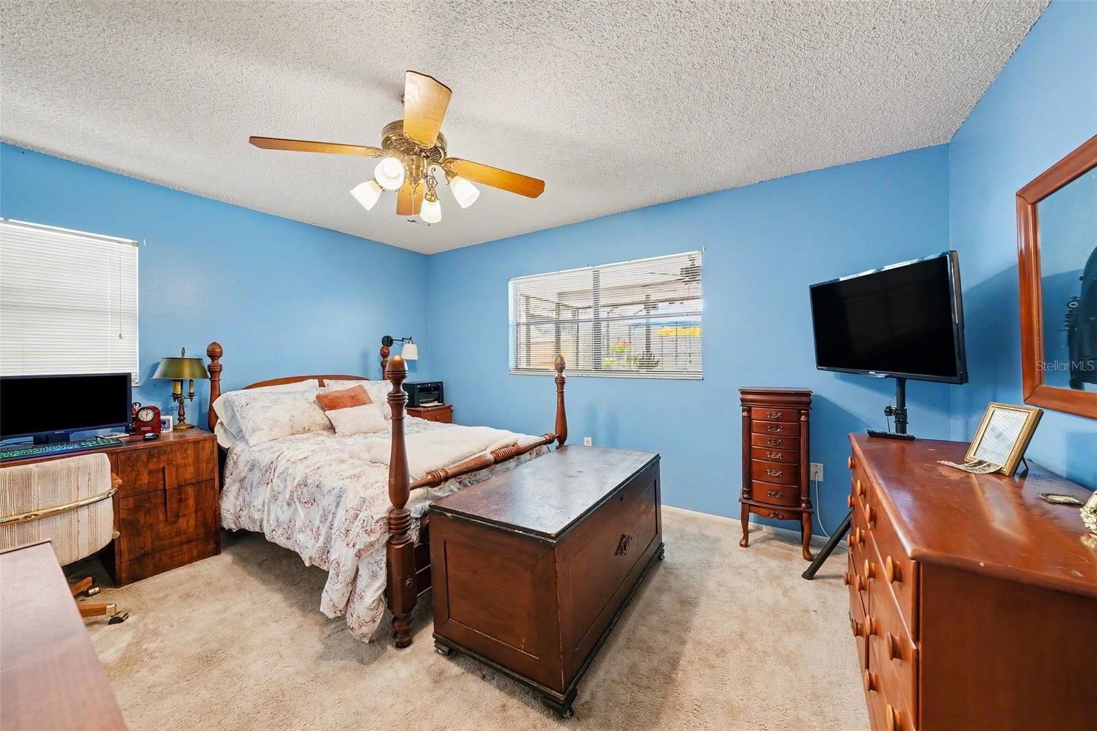 Image 16 of 21 For 8731 Woodcrest Drive