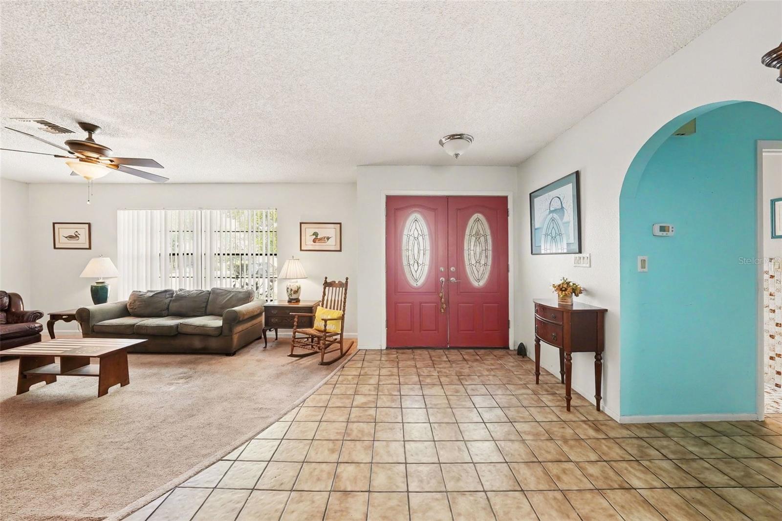 Image 5 of 21 For 8731 Woodcrest Drive