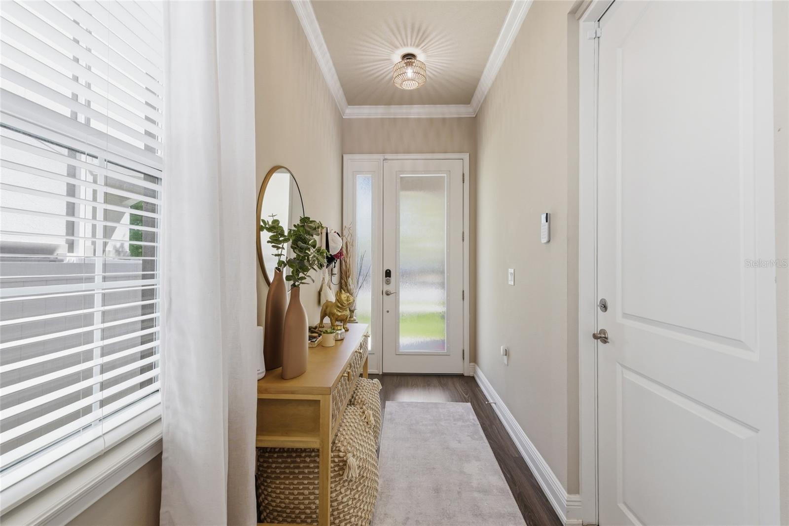 Image 13 of 42 For 2407 North B Street 1