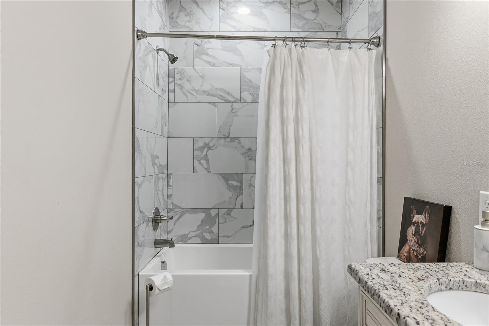 Image 33 of 42 For 2407 North B Street 1