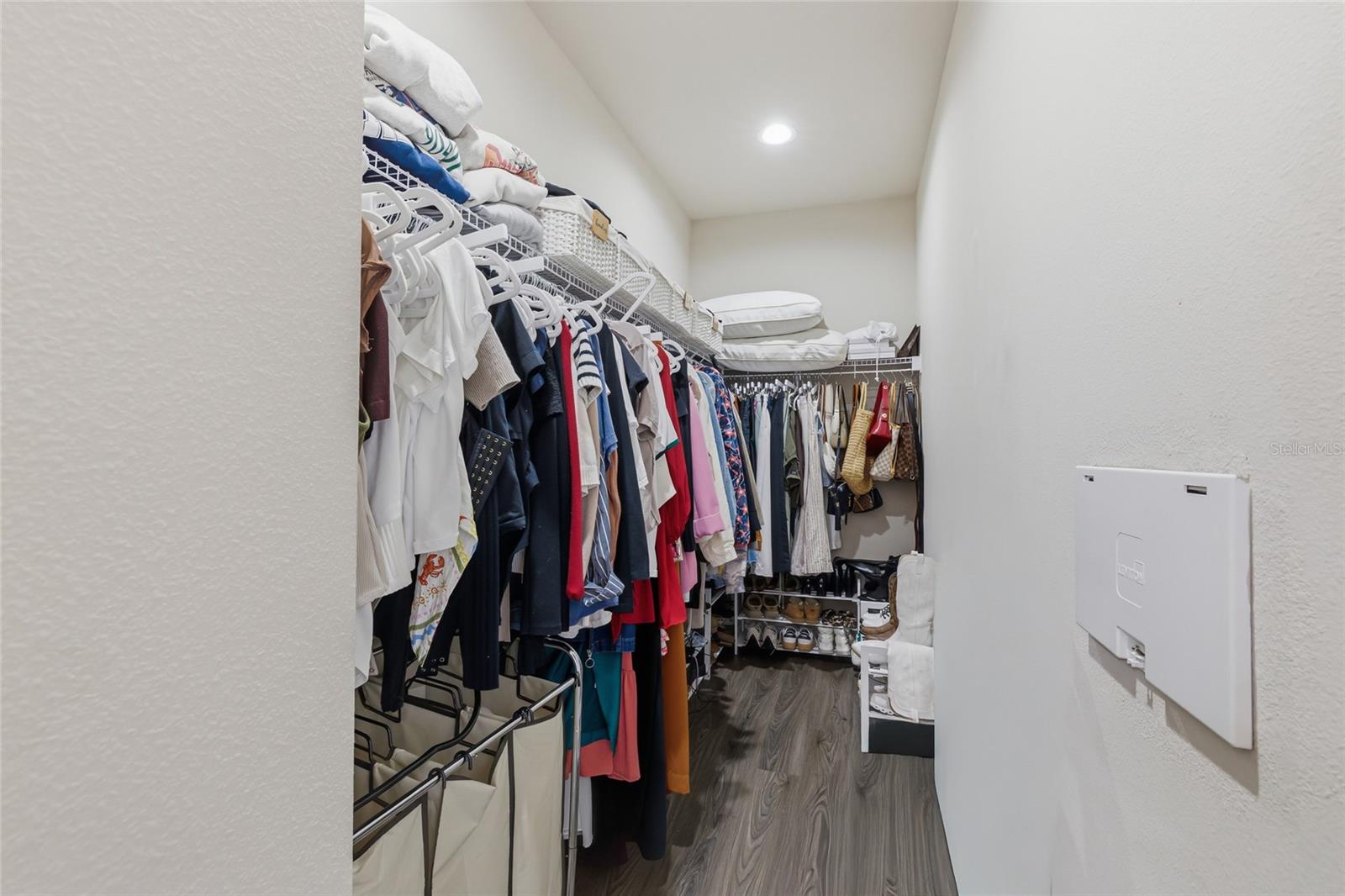 Image 37 of 42 For 2407 North B Street 1