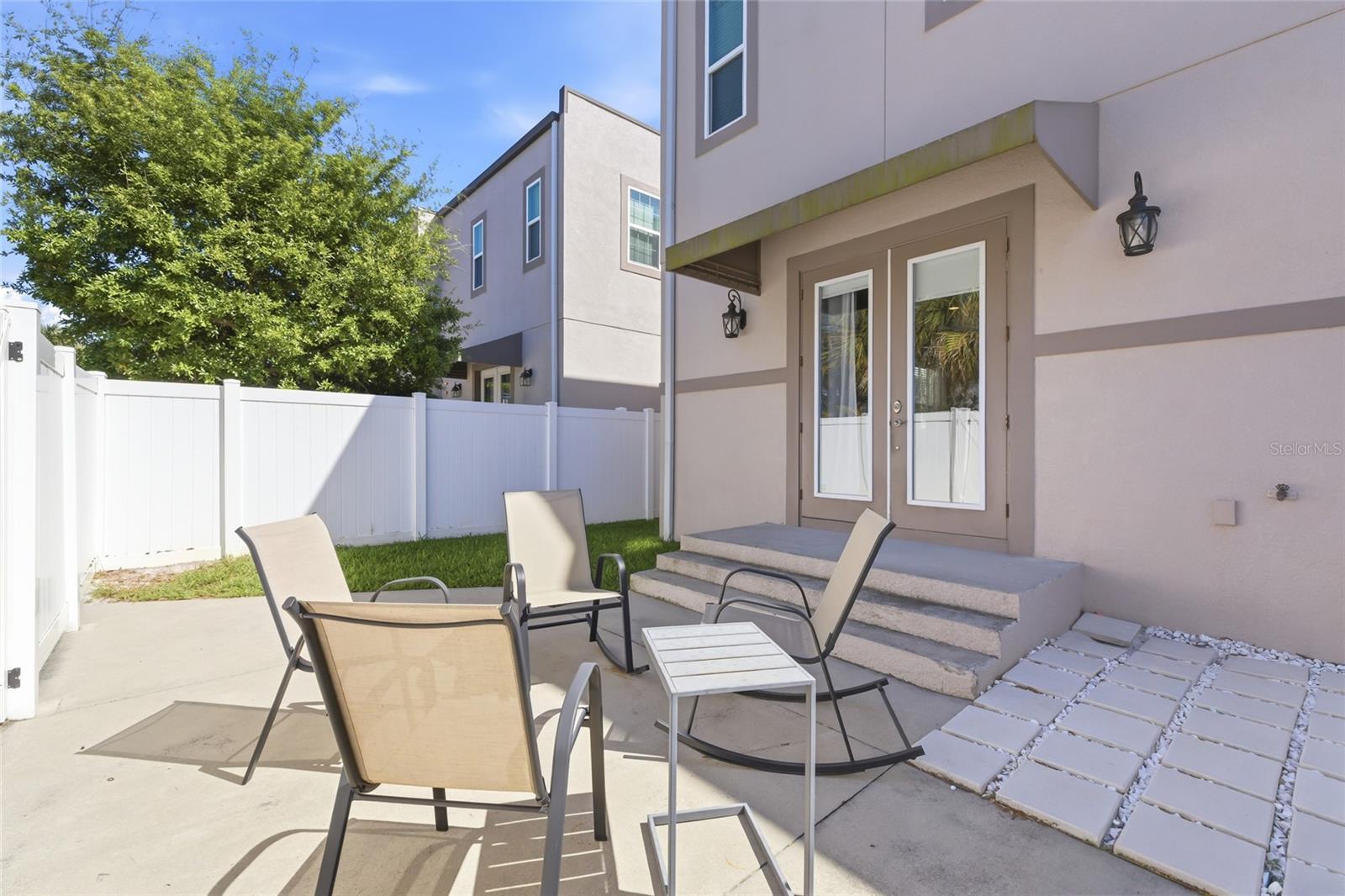 Image 39 of 42 For 2407 North B Street 1