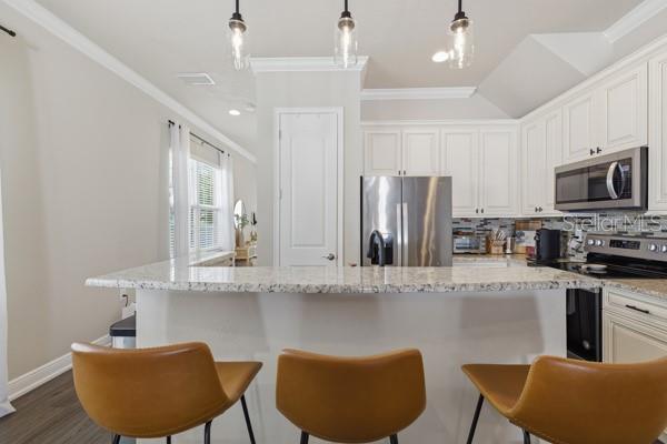 Image 6 of 42 For 2407 North B Street 1