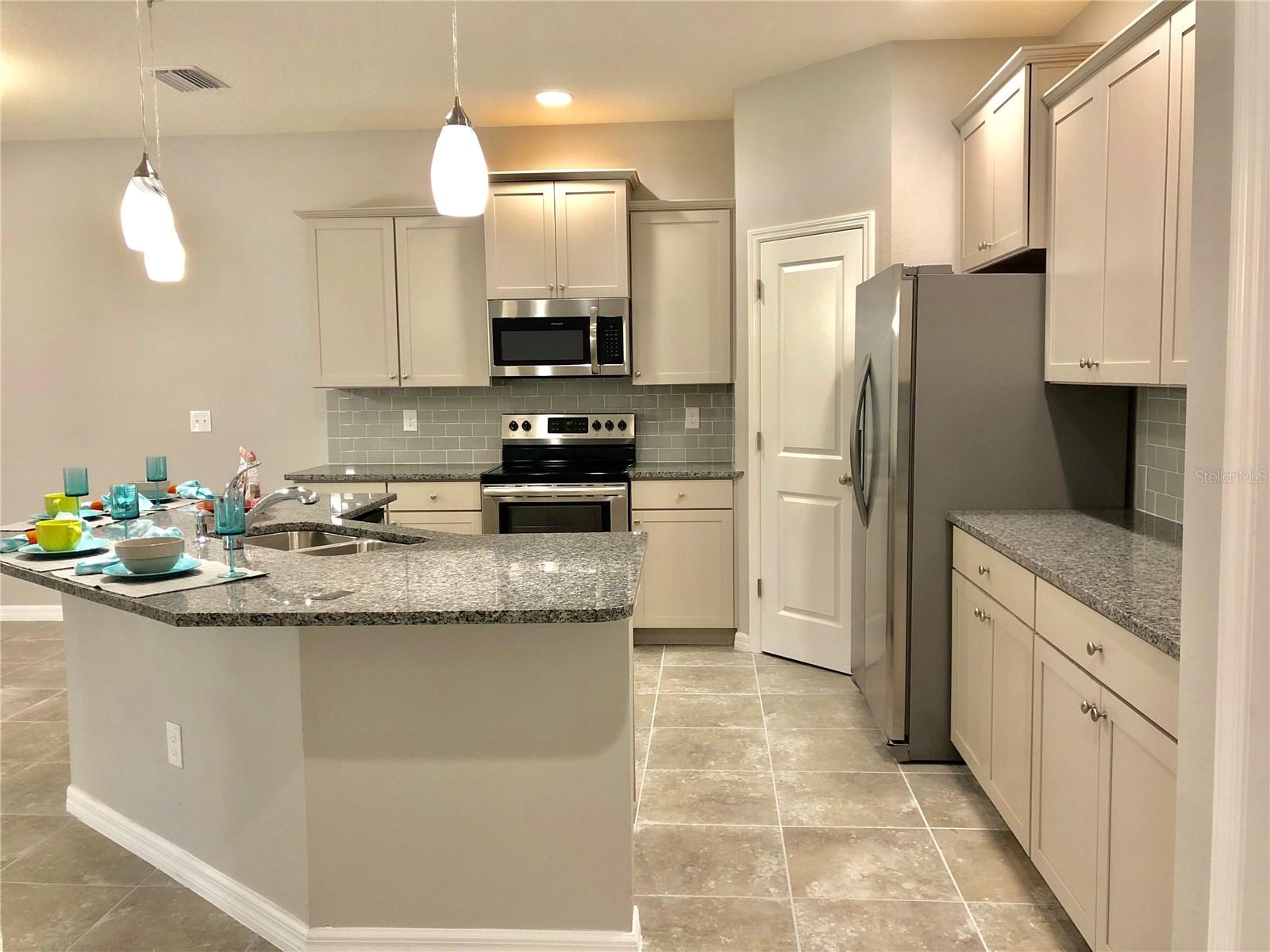 Image 7 of 19 For 7904 Timberview Loop