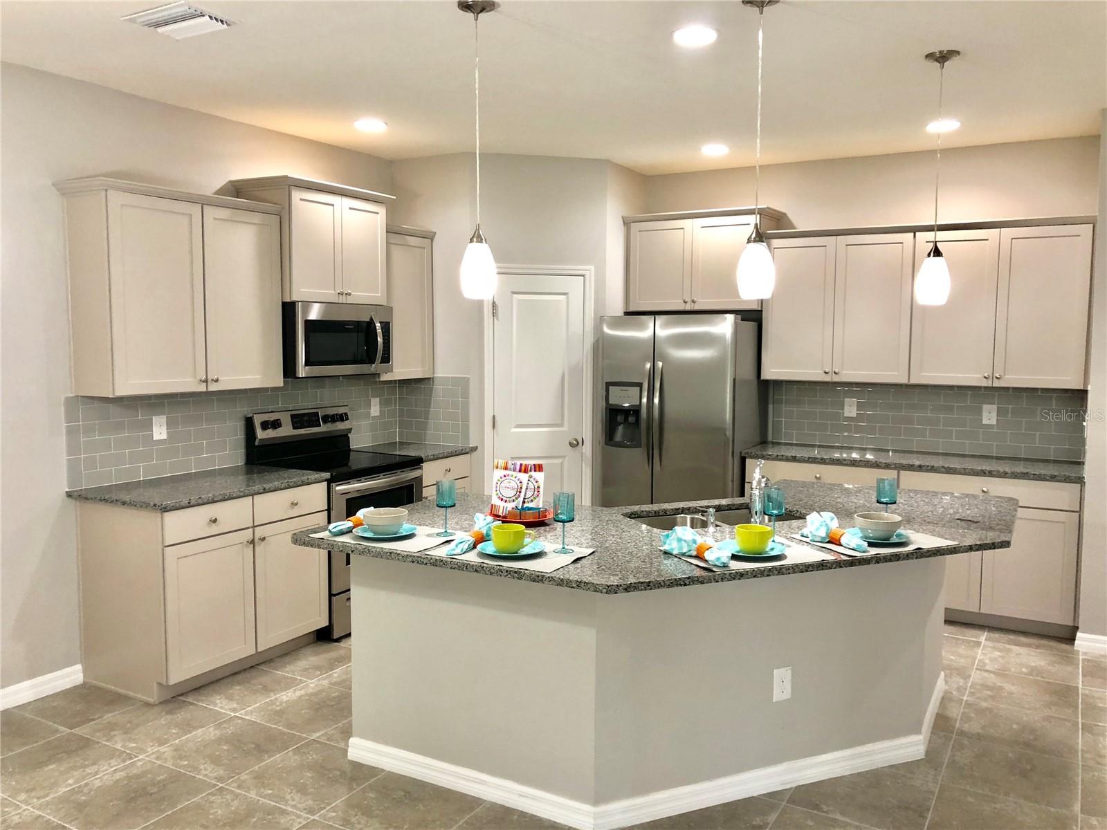 Image 8 of 19 For 7904 Timberview Loop