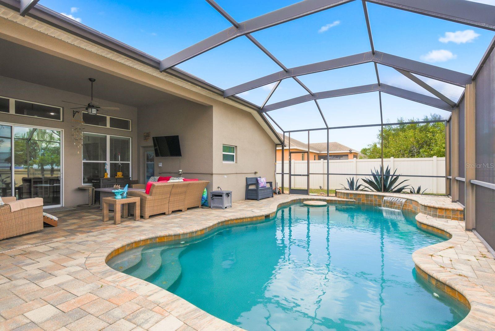 Image 2 of 71 For 2423 Triggerfish Court