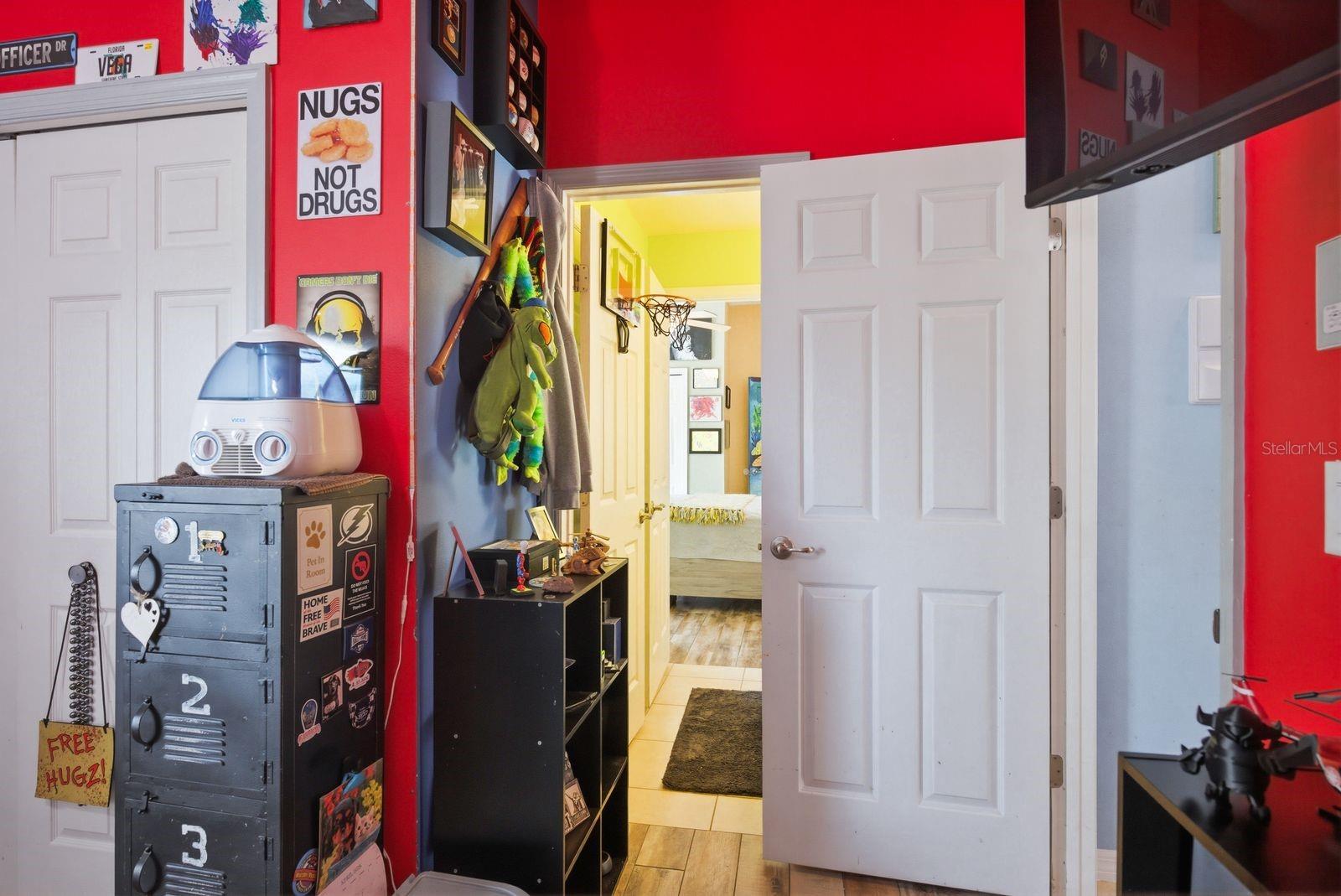 Image 34 of 71 For 2423 Triggerfish Court