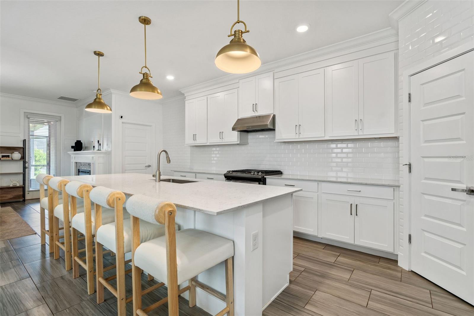 Image 10 of 52 For 4345 Cadence Loop