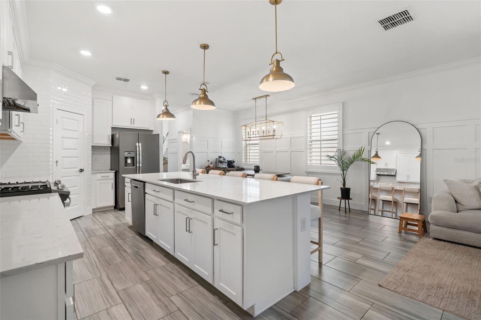 Image 12 of 52 For 4345 Cadence Loop