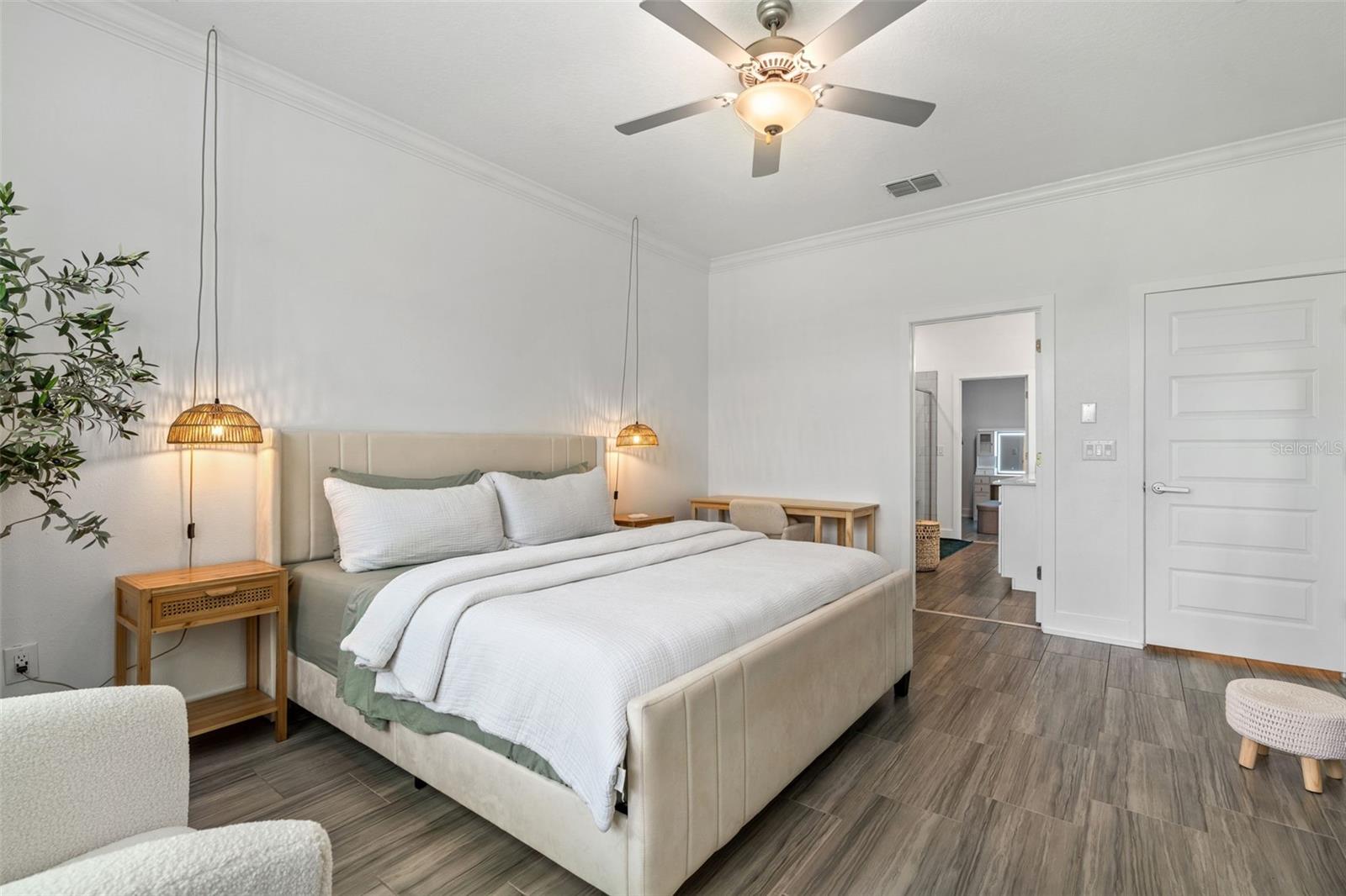 Image 16 of 52 For 4345 Cadence Loop