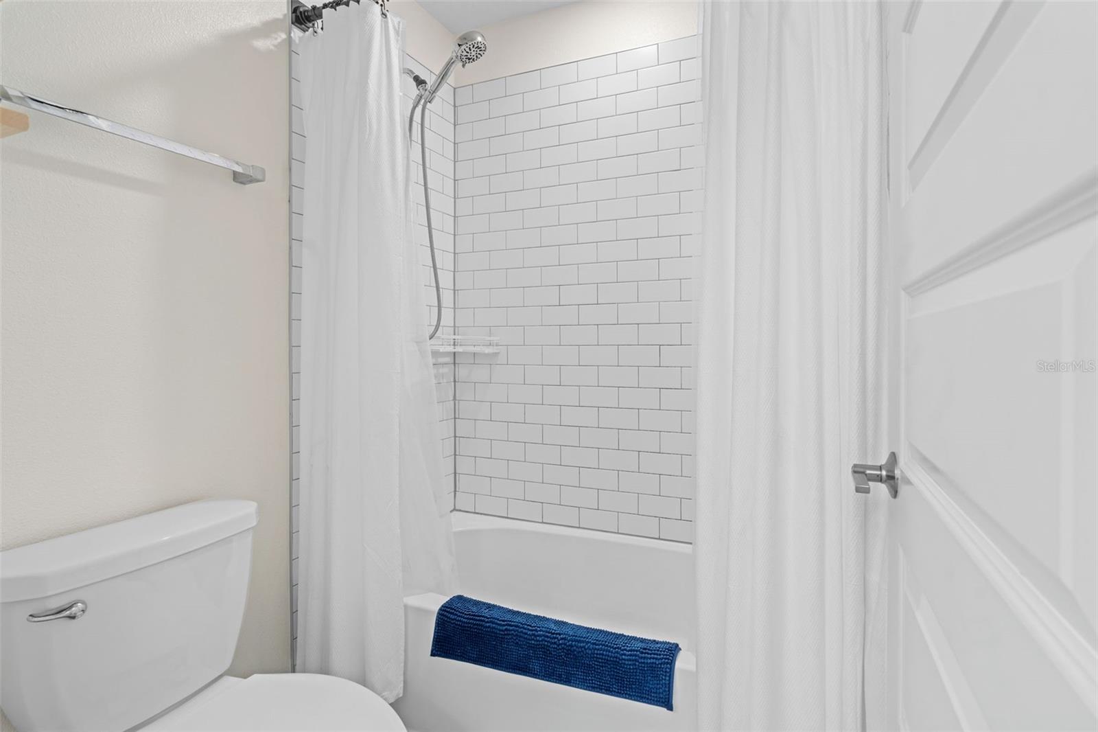 Image 28 of 52 For 4345 Cadence Loop