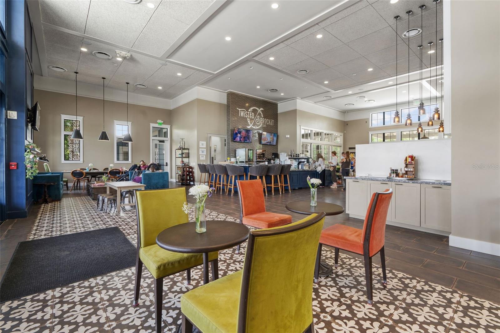 Image 43 of 52 For 4345 Cadence Loop